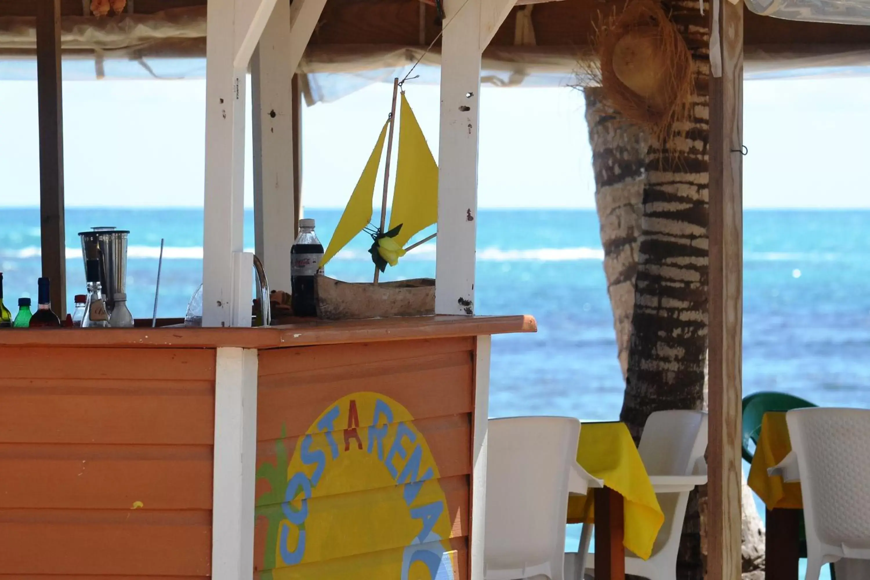 Restaurant/places to eat in Costarena Beach Hotel
