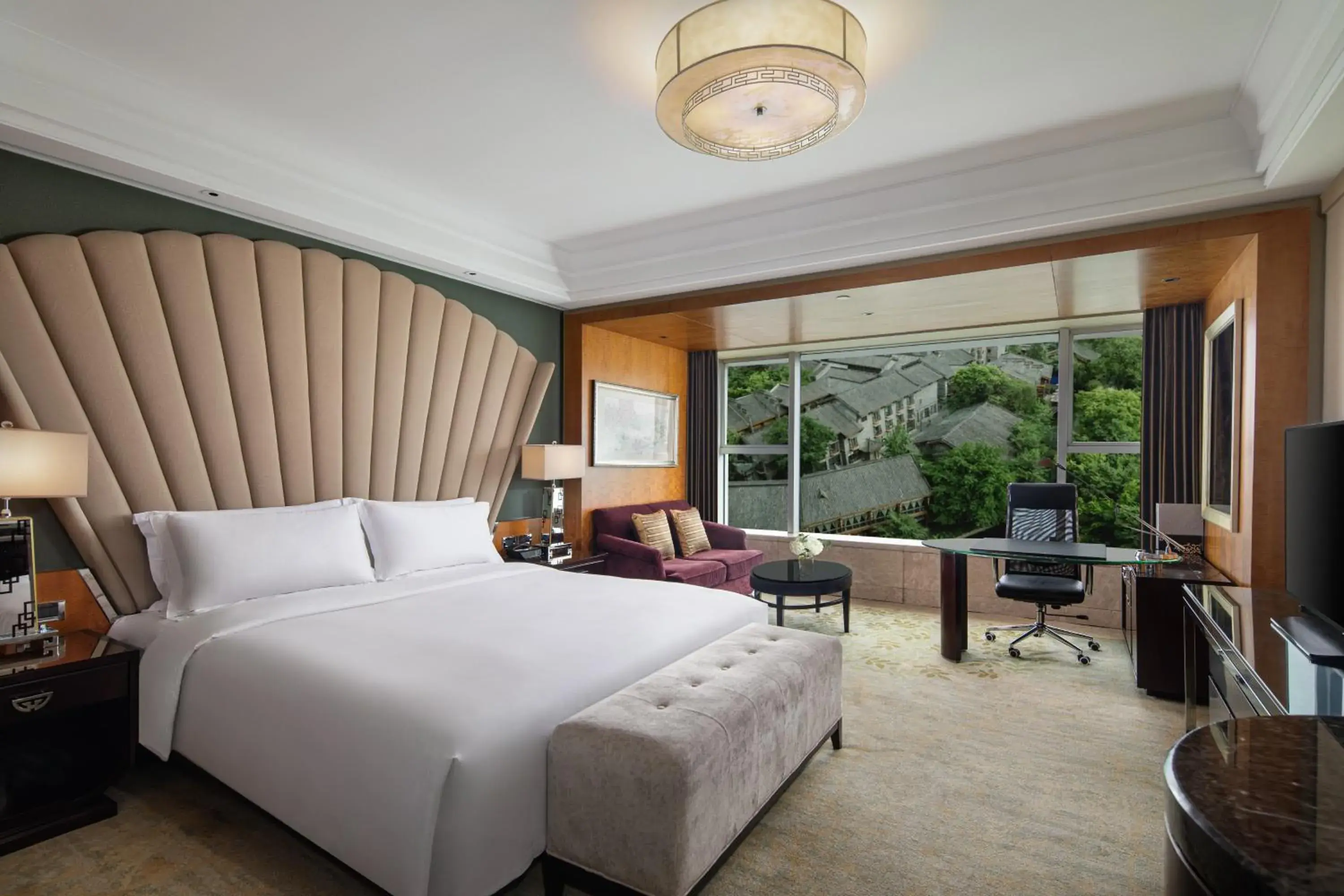 Photo of the whole room in InterContinental Century City Chengdu, an IHG Hotel