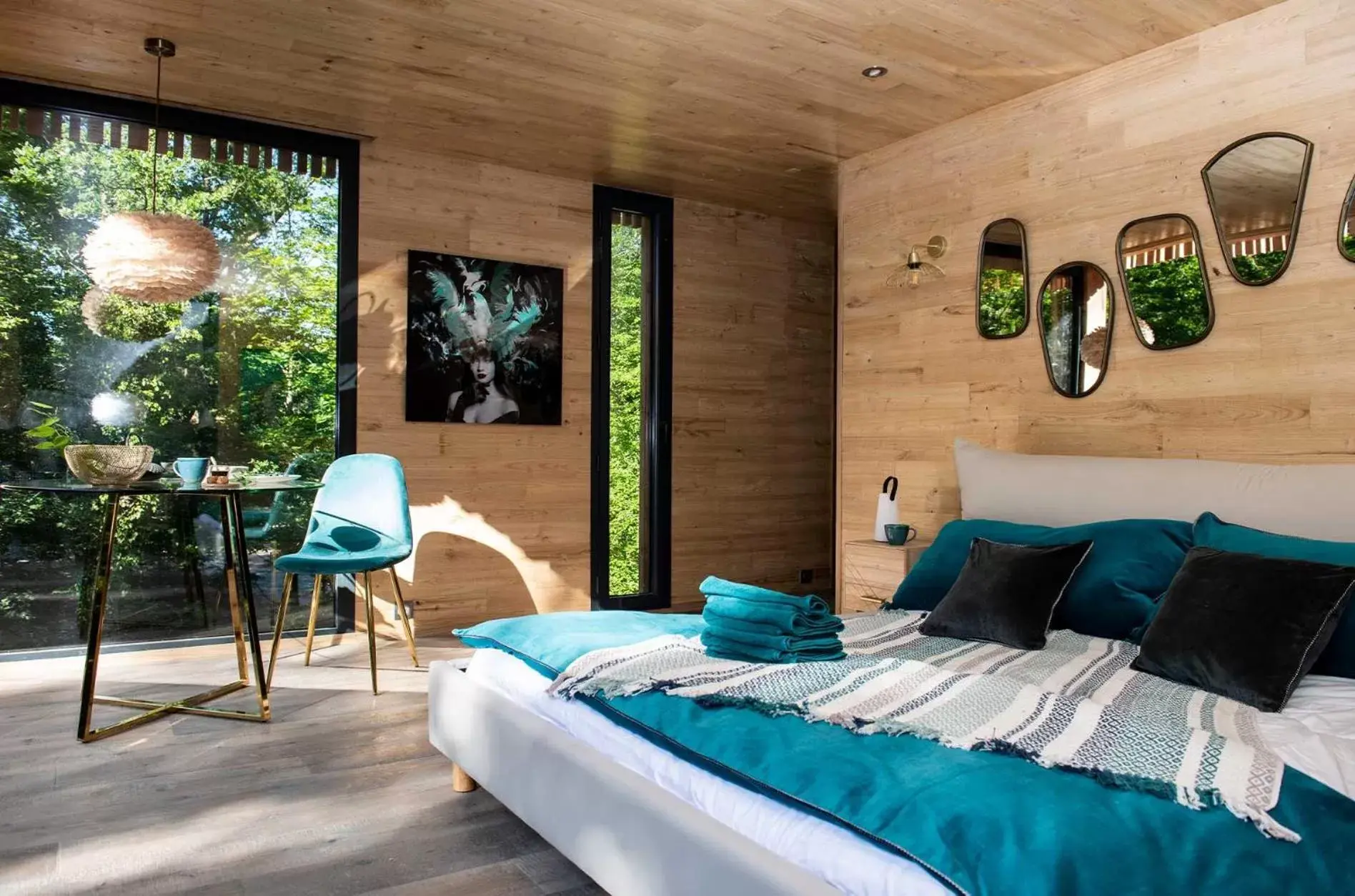 Bed, Seating Area in Loire Valley Lodges - Hotel