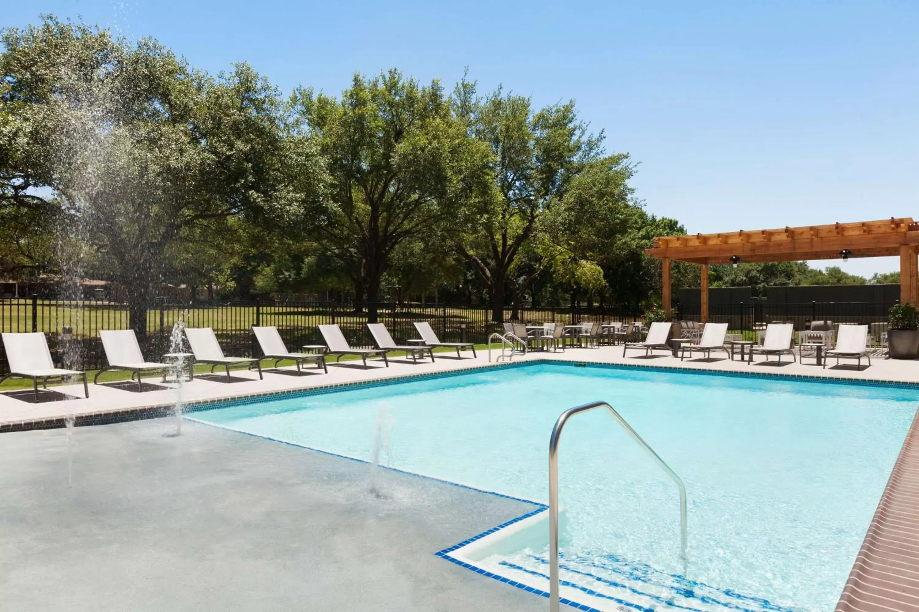 Property building, Swimming Pool in Embassy Suites San Antonio Brooks City Base Hotel & Spa