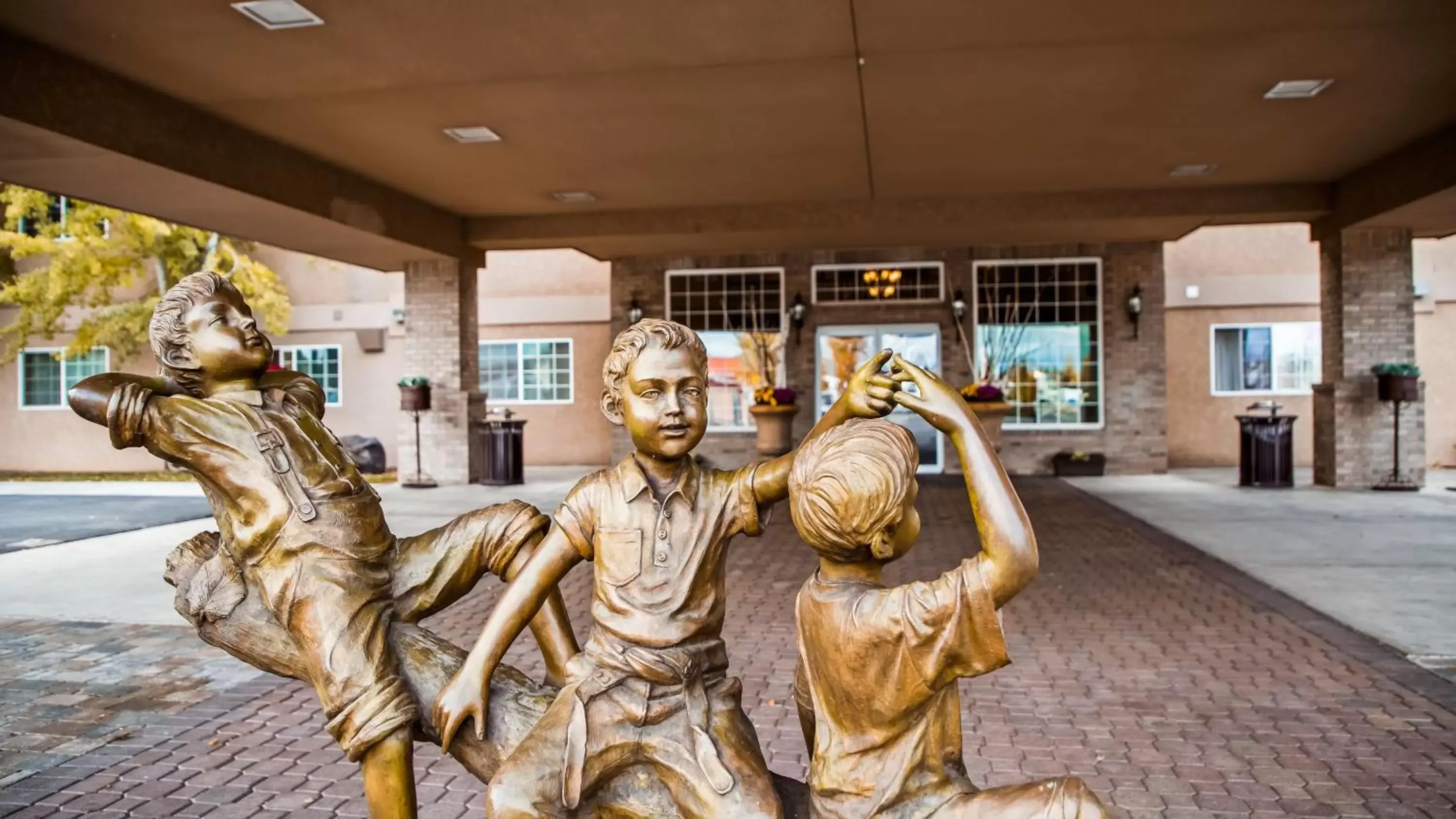 Facade/entrance in Best Western Newberry Station