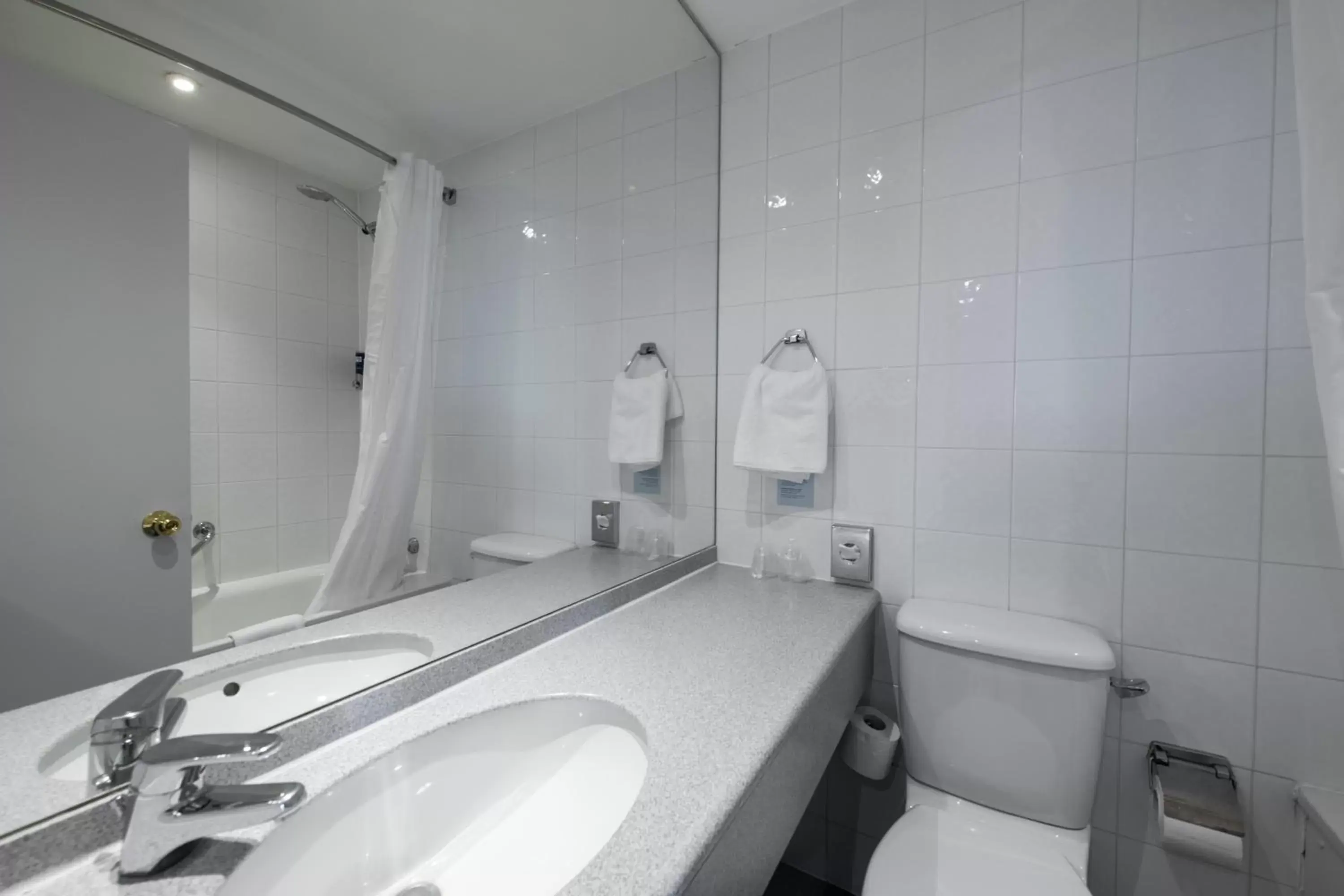 Bathroom in Holiday Inn Express Edinburgh City West, an IHG Hotel