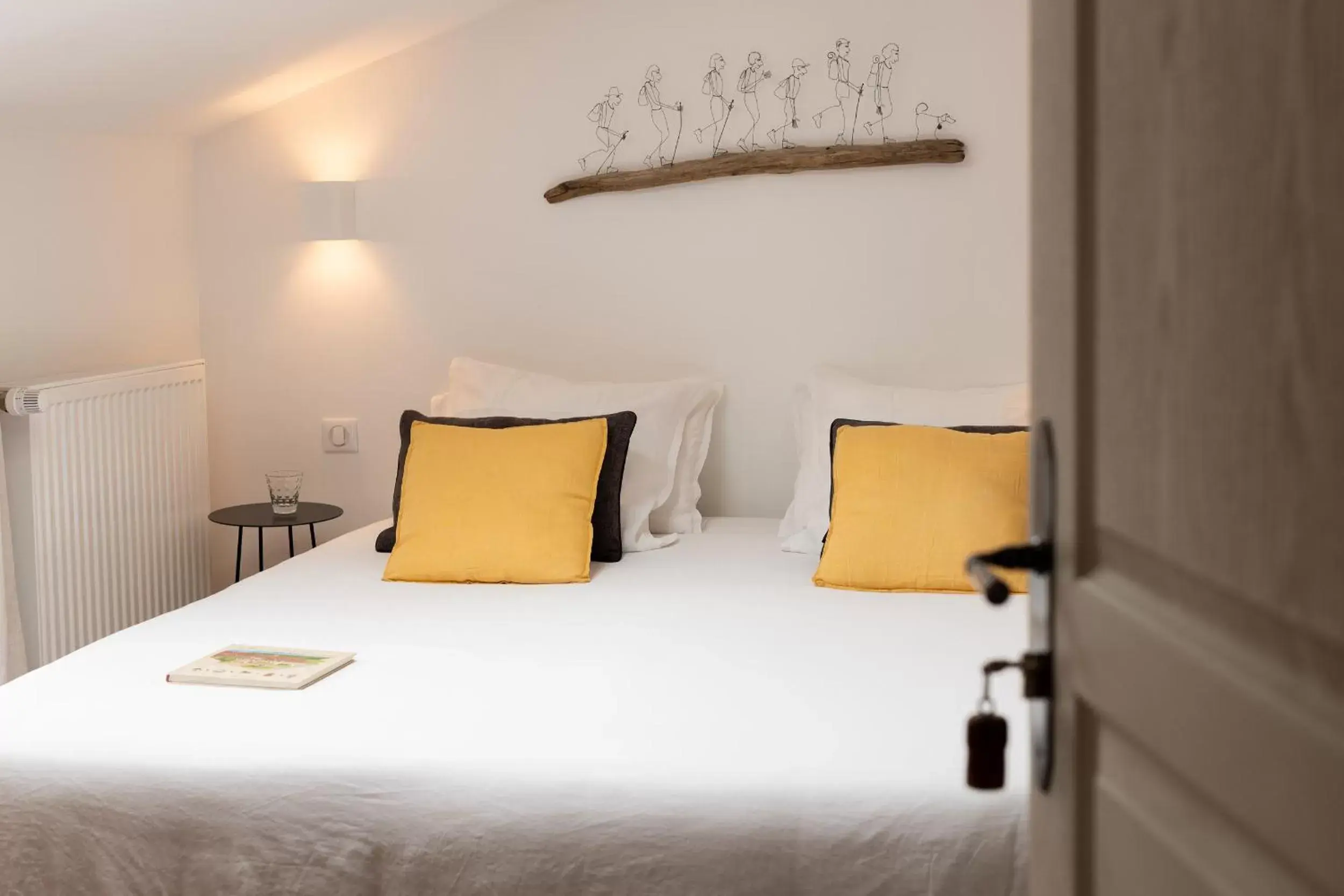 Small Double Room - Côté Cour in Clos Saint Jacques - Maison d'Hôtes Small Double Room - Côté Cour in Clos Saint Jacques - Maison d'Hôtes