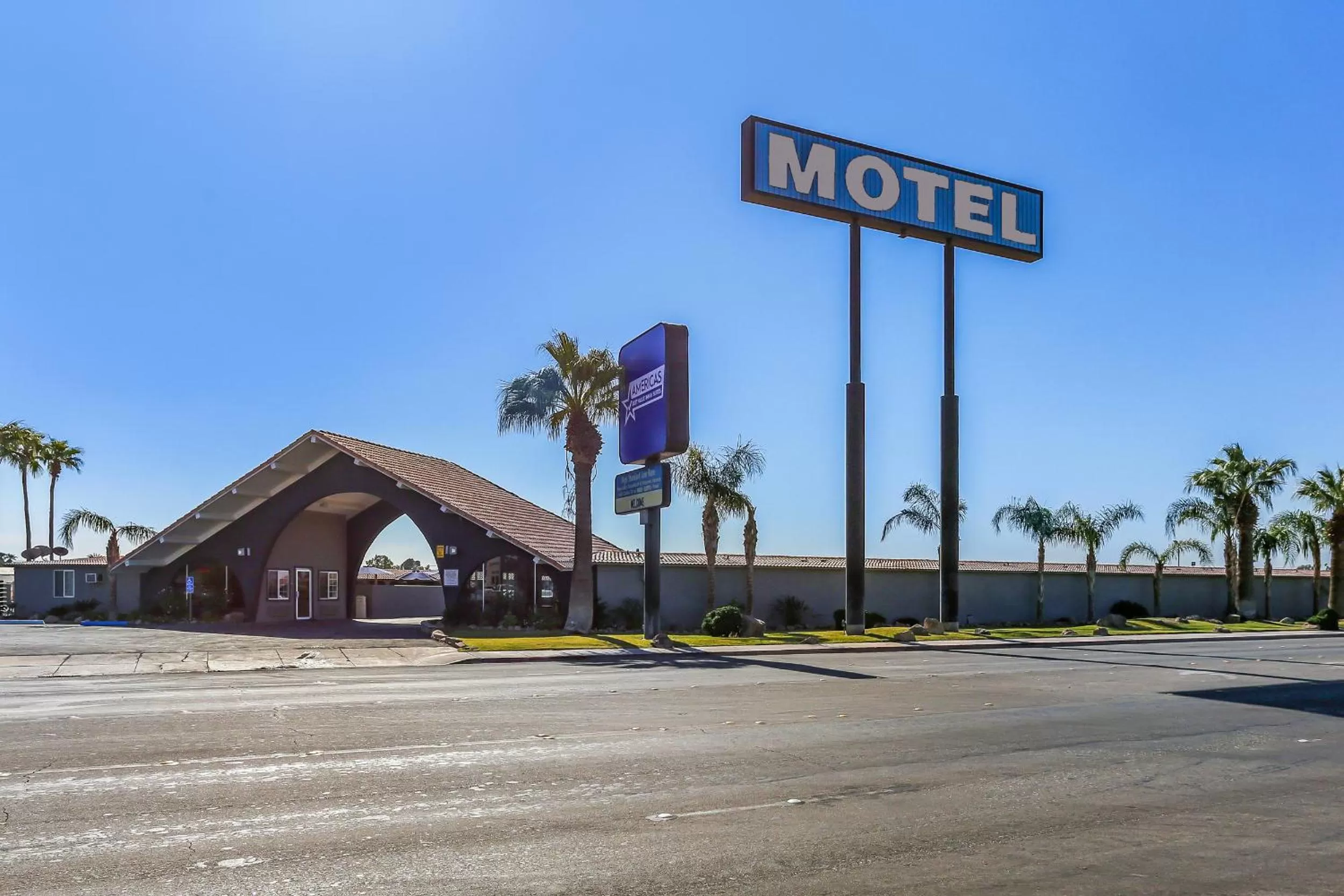 Property building in Americas Best Value Inn and Suites El Centro