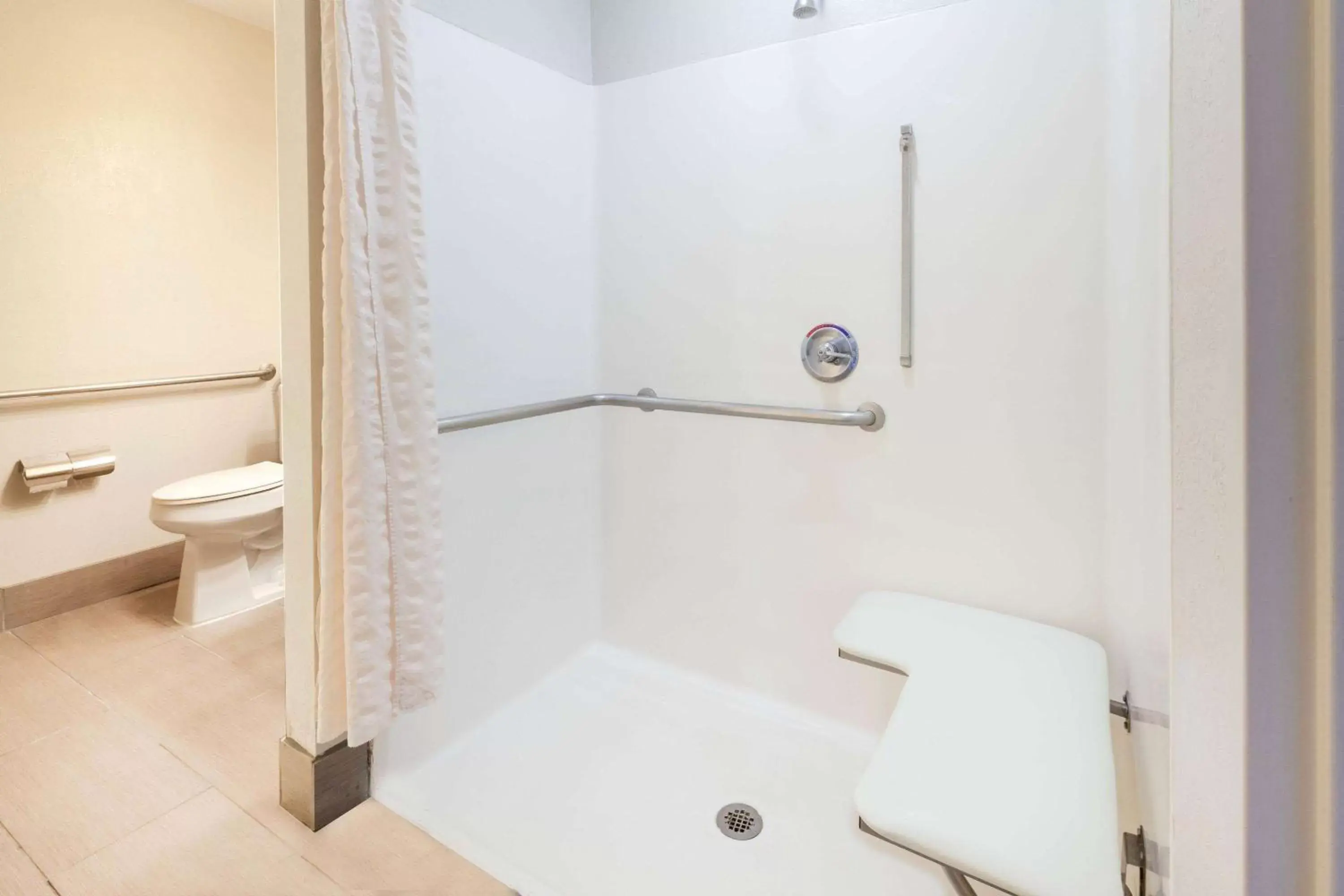 Shower, Bathroom in Microtel Inn Suite by Wyndham BWI Airport