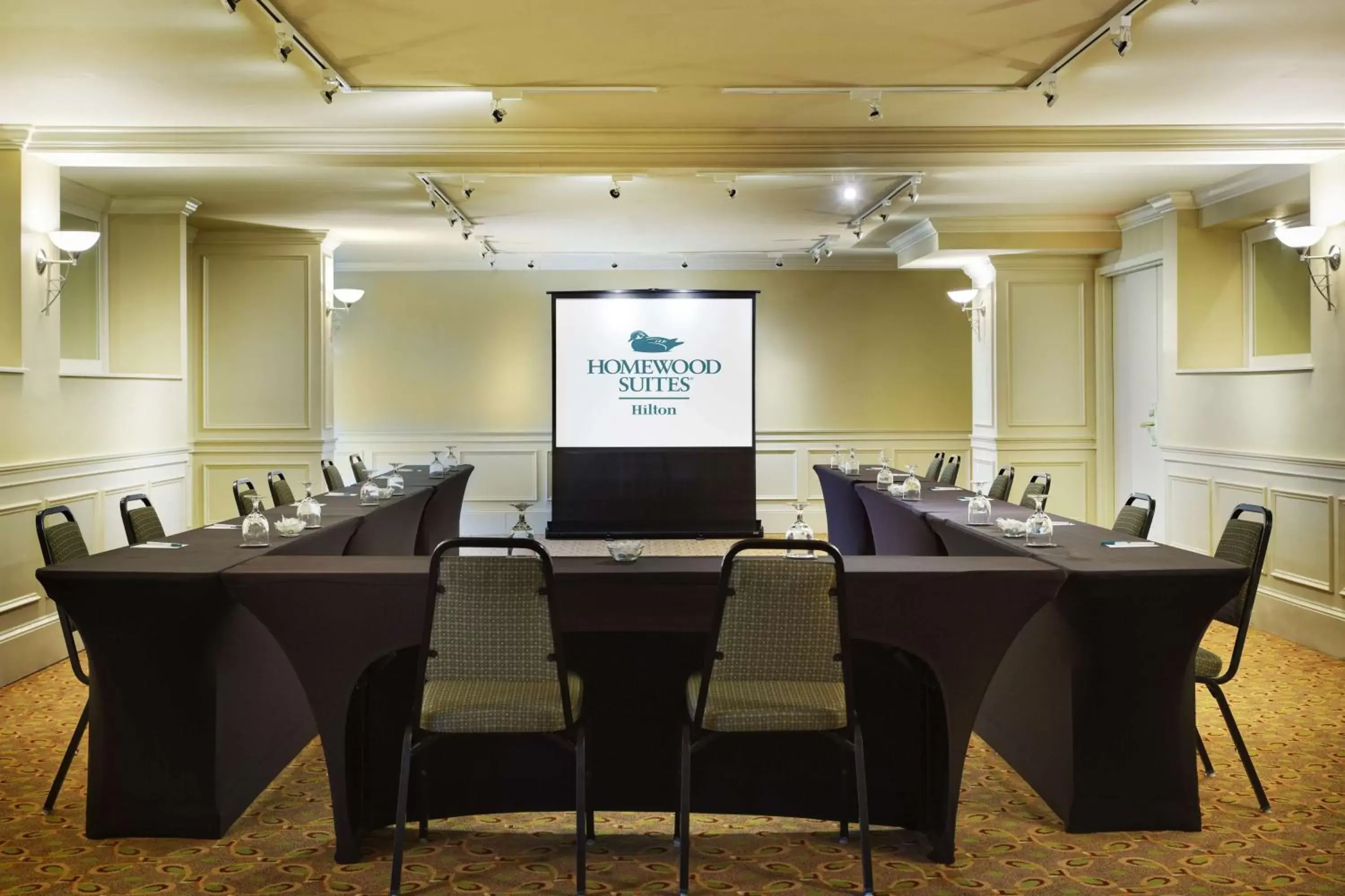 Meeting/conference room in Homewood Suites by Hilton Raleigh-Durham Airport at RTP