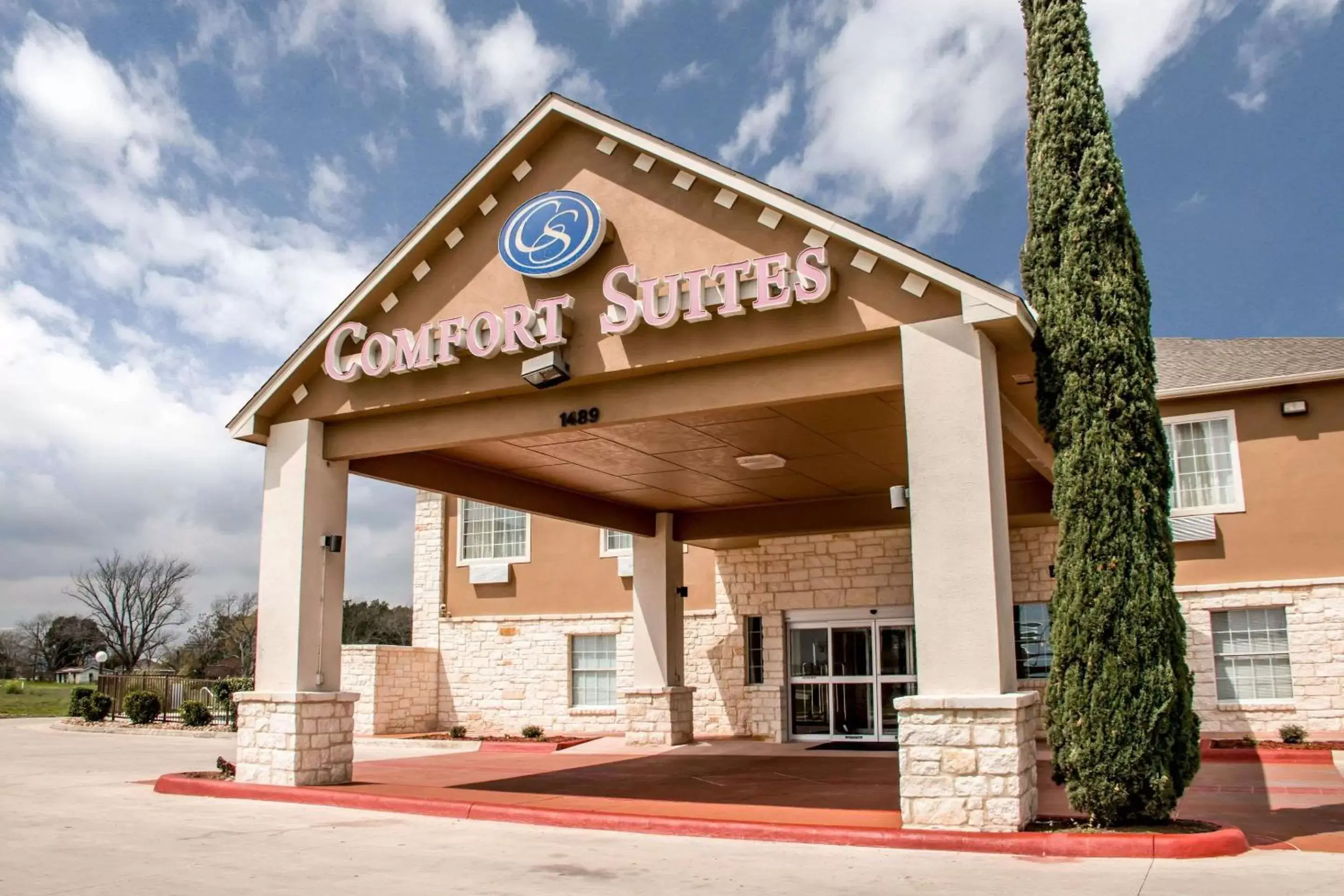 Property building in Comfort Suites New Braunfels