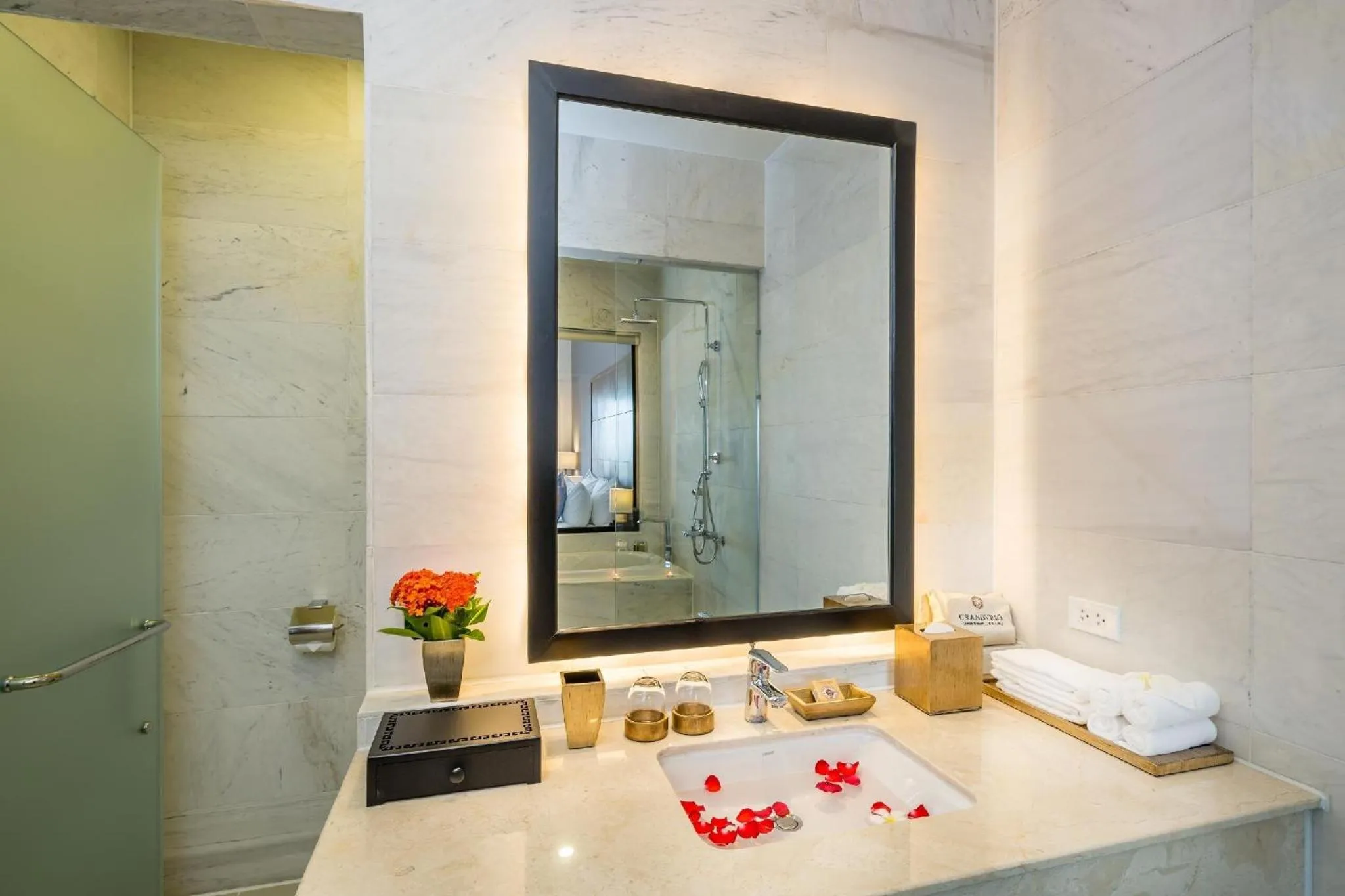 Shower in Grandvrio Ocean Resort Danang