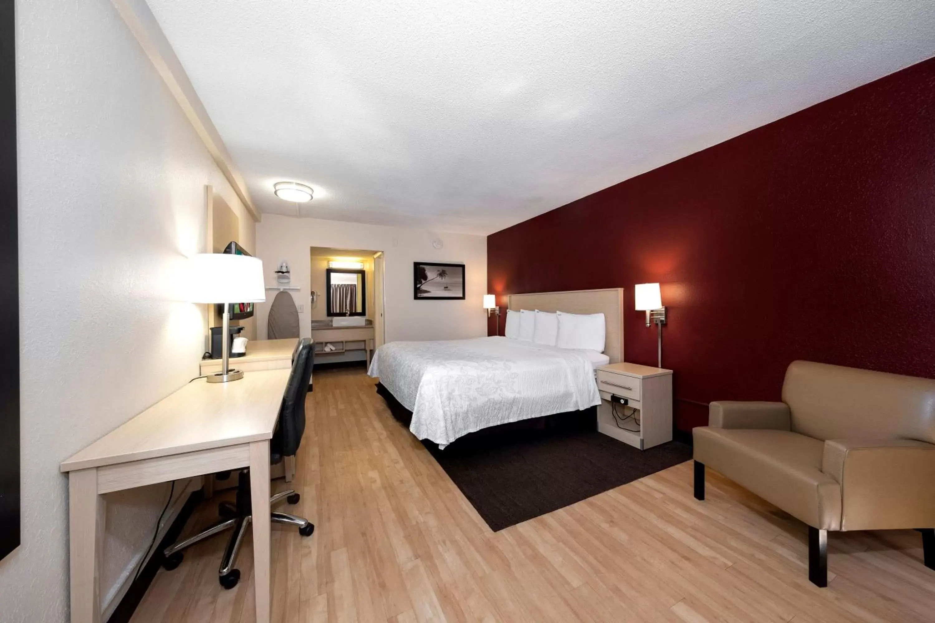 Photo of the whole room in Red Roof Inn PLUS+ & Suites Naples Downtown-5th Ave S
