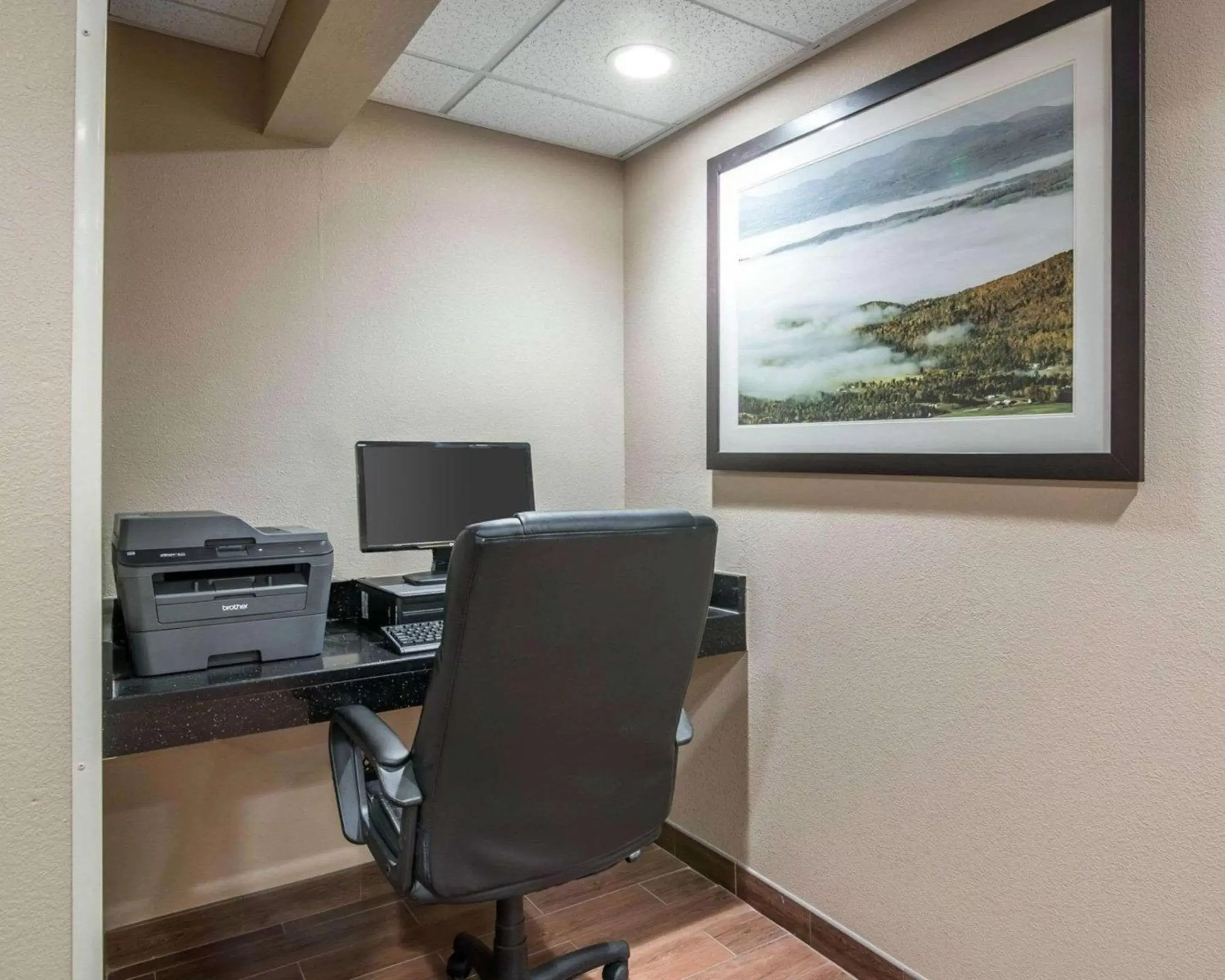 On site, Business Area/Conference Room in Comfort Inn Saugerties