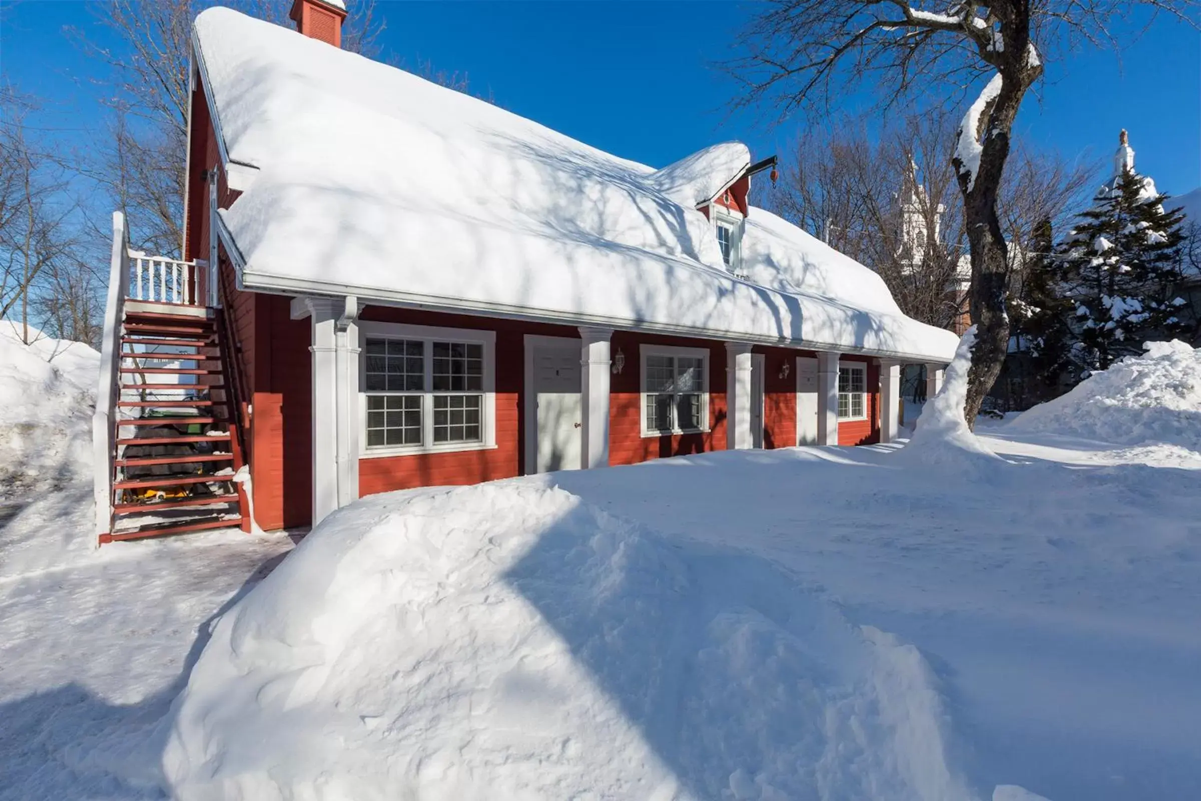 Property building, Winter in Aux petits oiseaux CITQ 96751