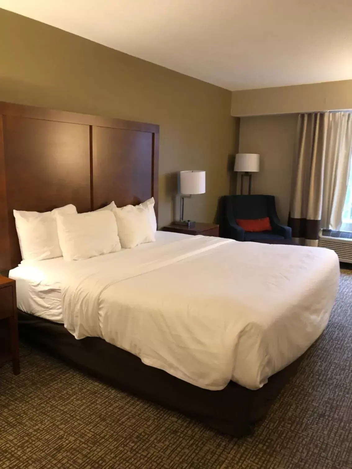 Bed in Wingate by Wyndham Grove City Bed in Wingate by Wyndham Grove City