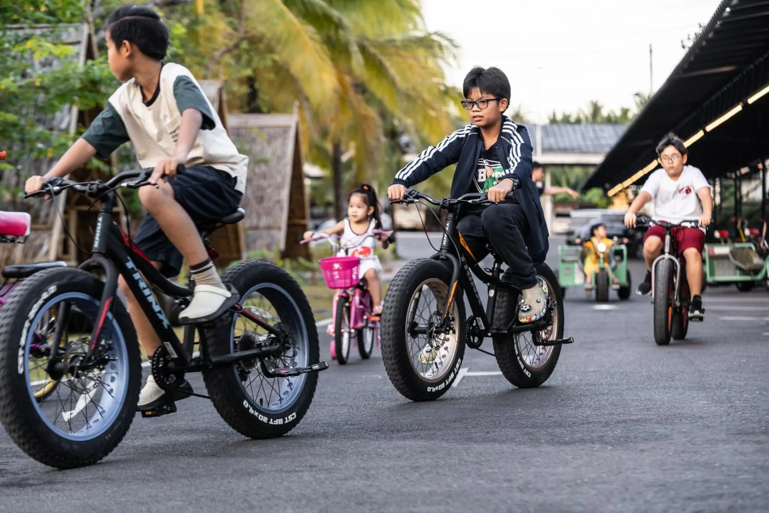 Activities, Biking in Khum Damnoen Resort