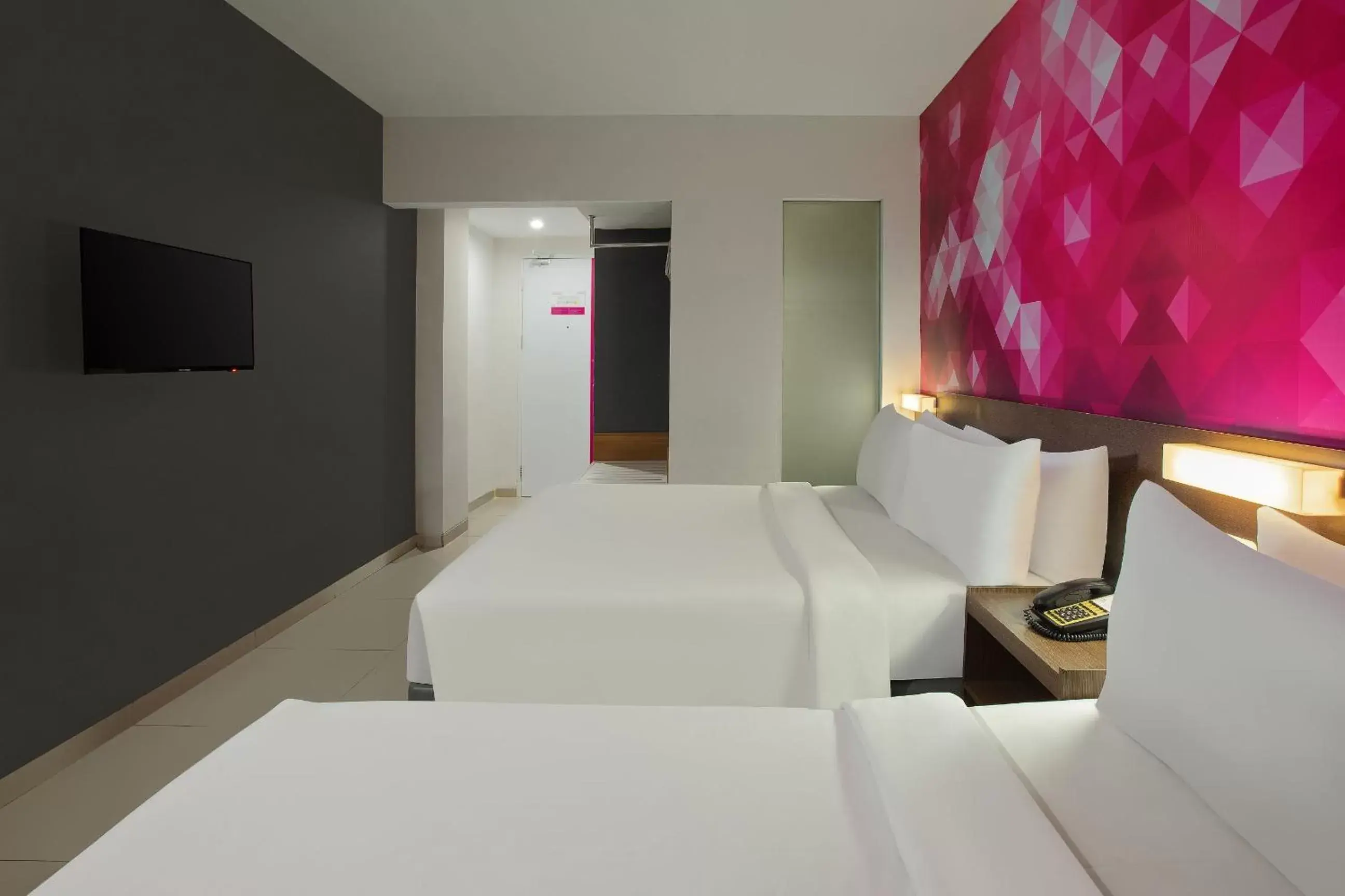 Bed in favehotel Diponegoro