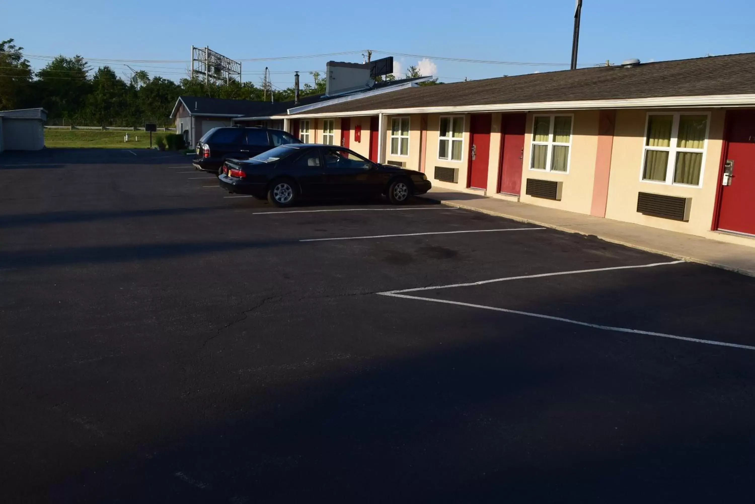 Area and facilities, Property Building in White Oaks Motel Pennsville/Carneys Point