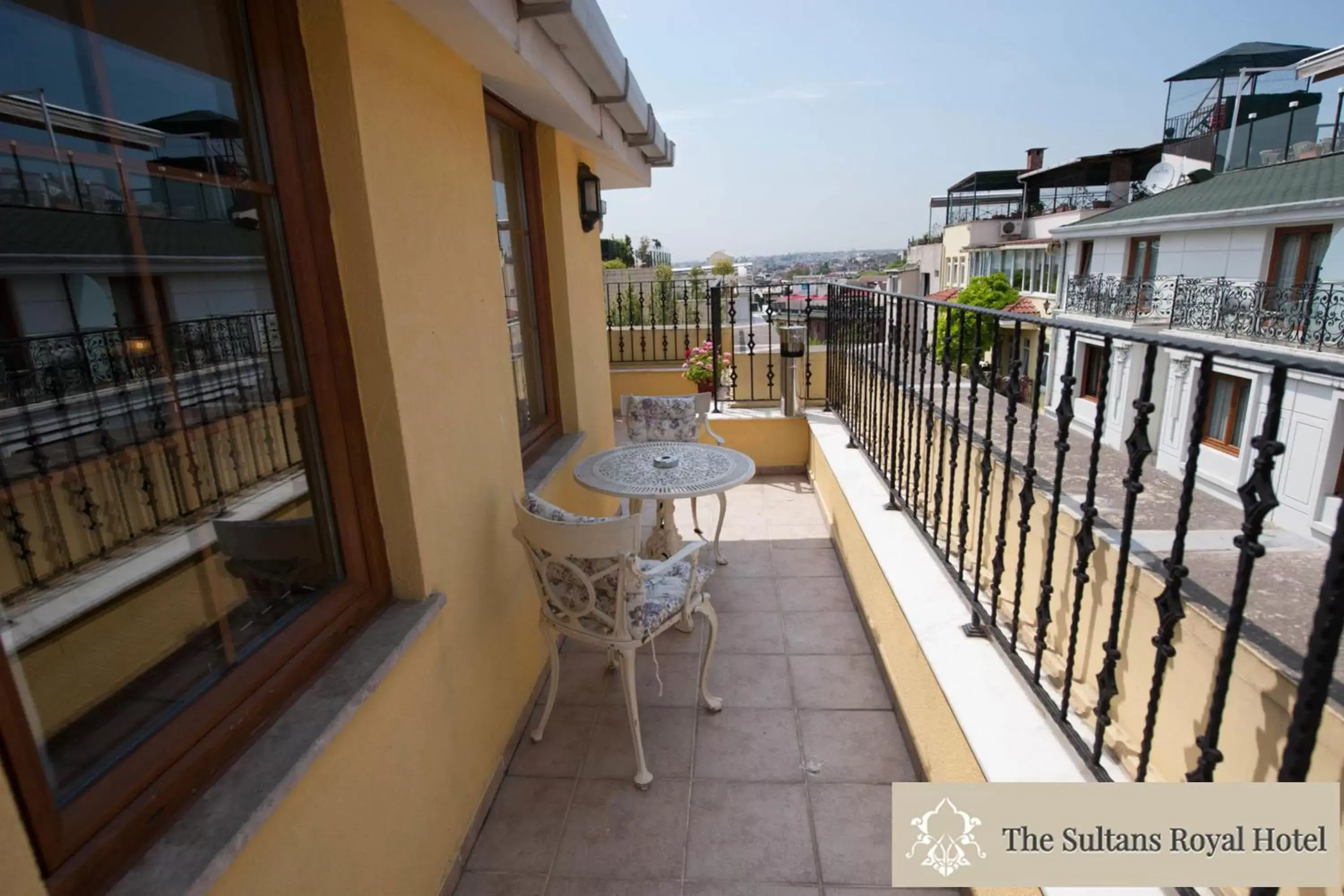 Balcony/Terrace in Sultans Royal Hotel