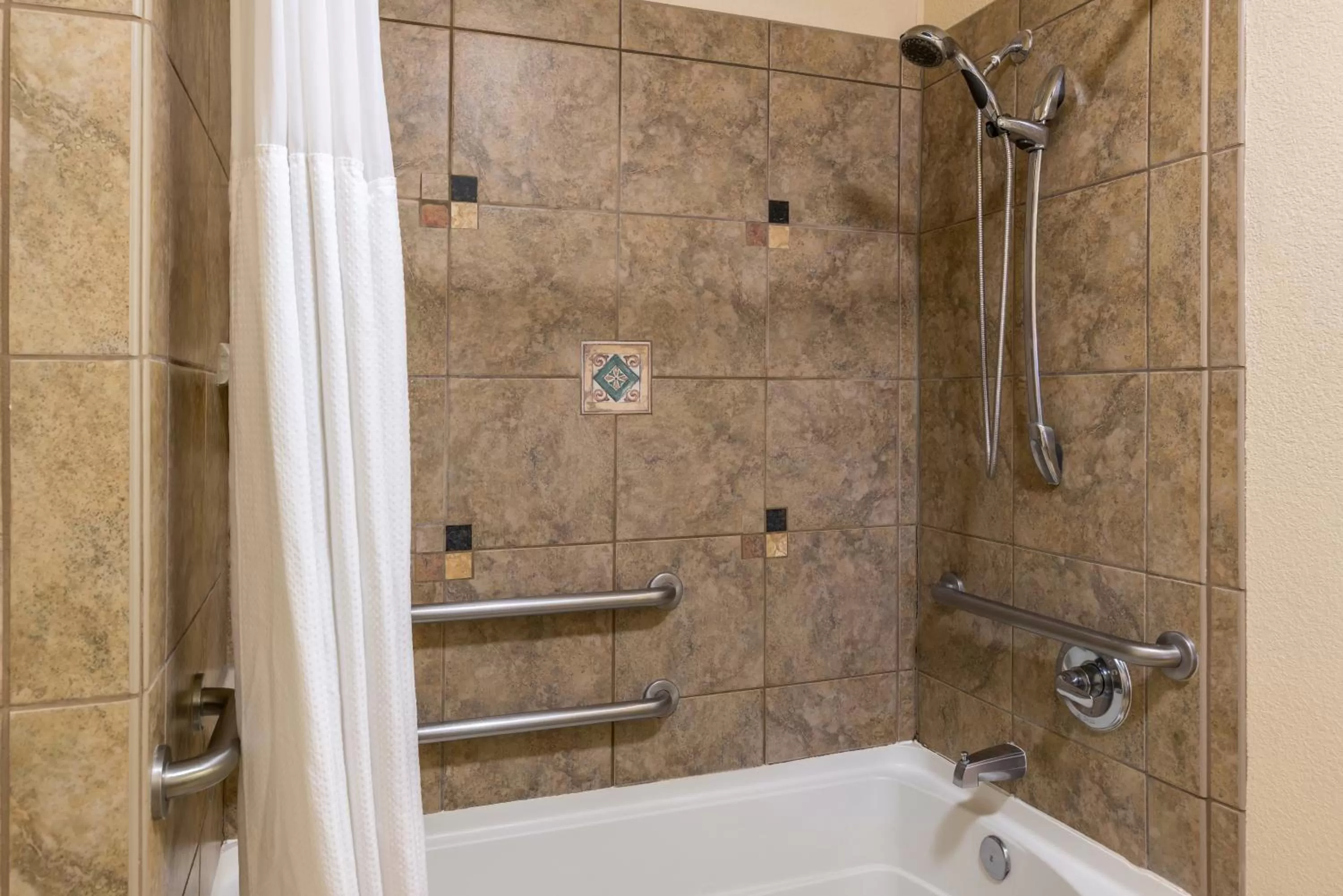 Bathroom in Staybridge Suites Las Cruces by IHG