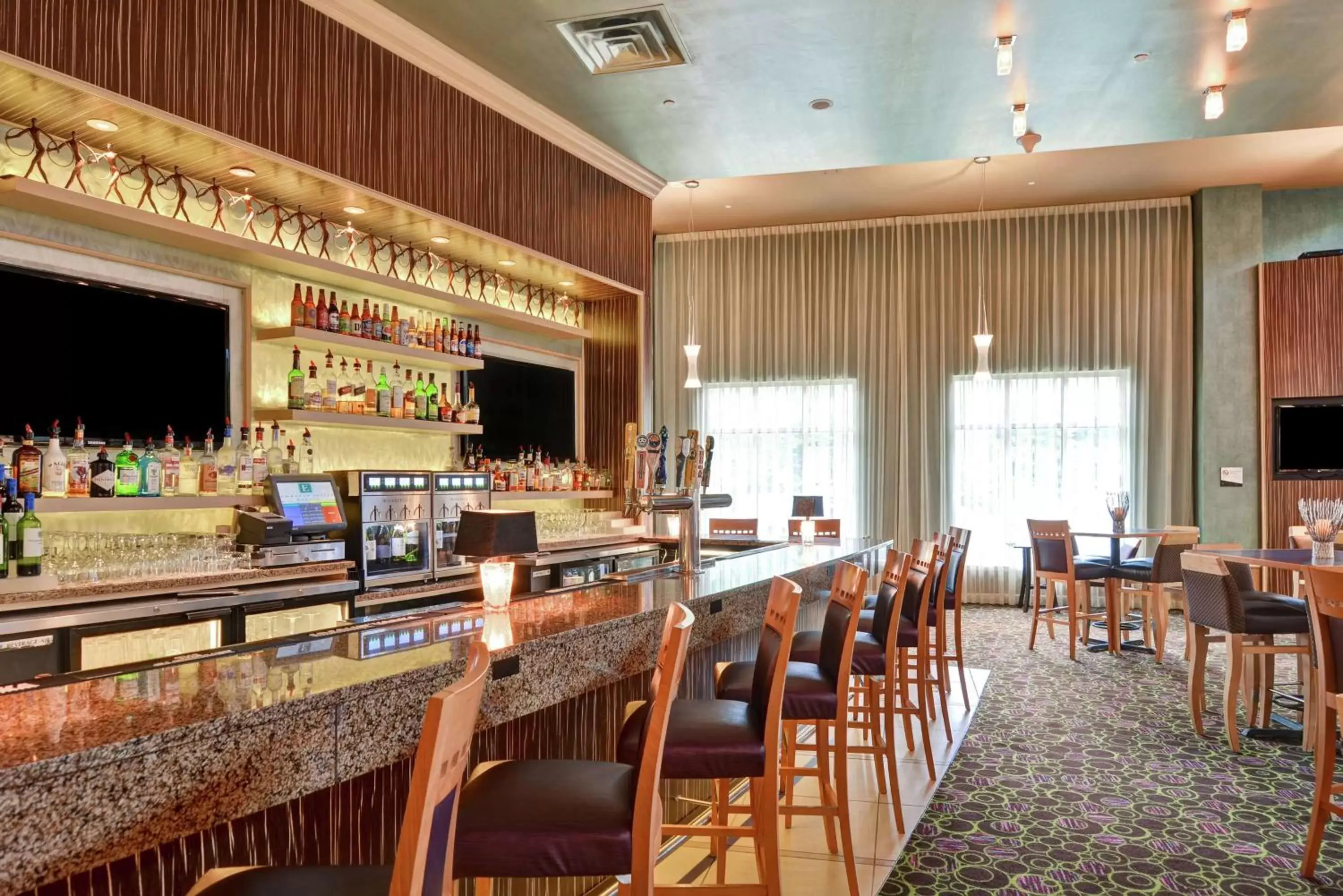 Lounge or bar, Lounge/Bar in Embassy Suites by Hilton Raleigh Durham Airport Brier Creek