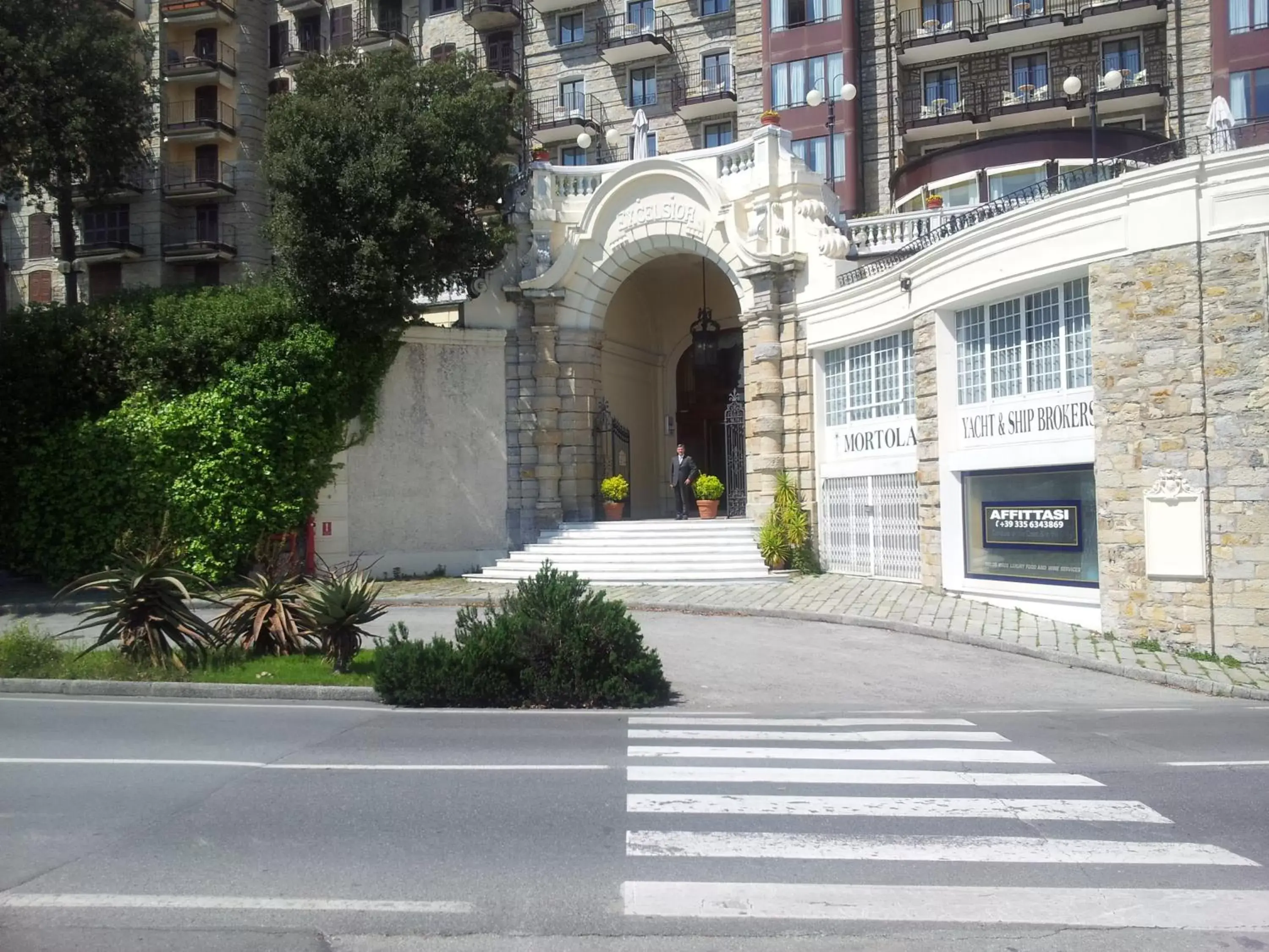 Facade/entrance in Excelsior Palace Portofino Coast