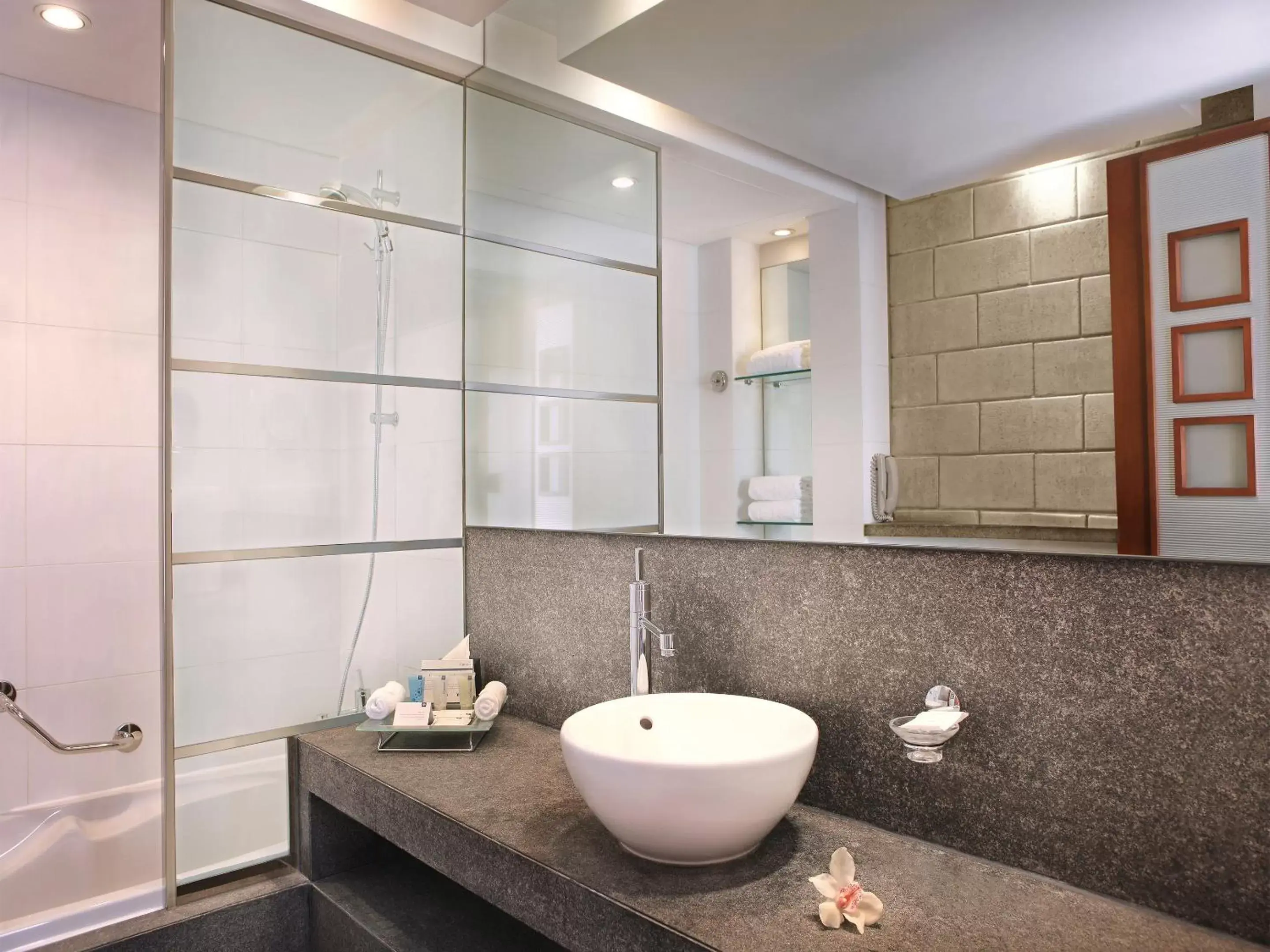 Toilet, Bathroom in Villa Rotana - Dubai