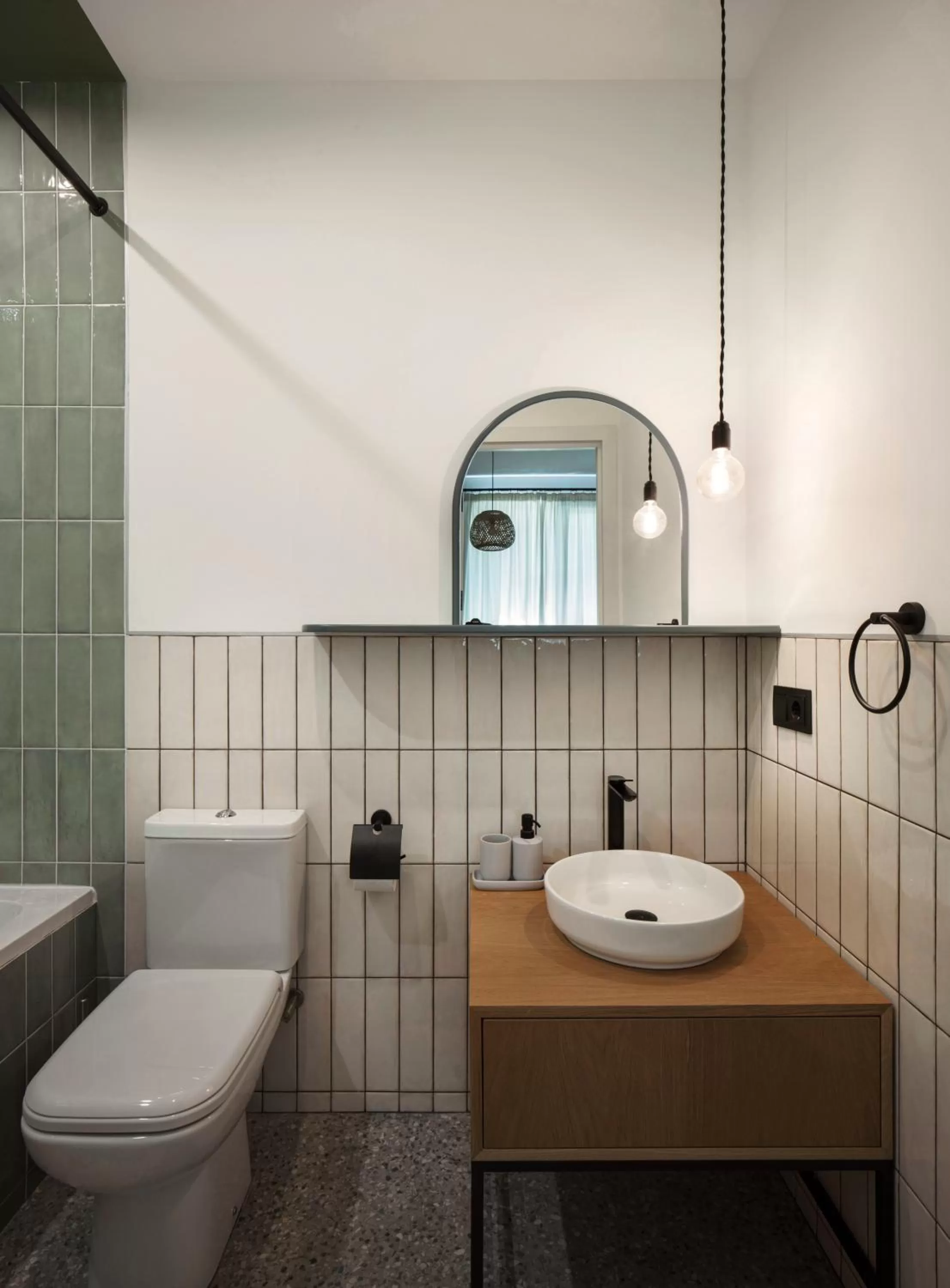 Toilet in Major's House Hotel