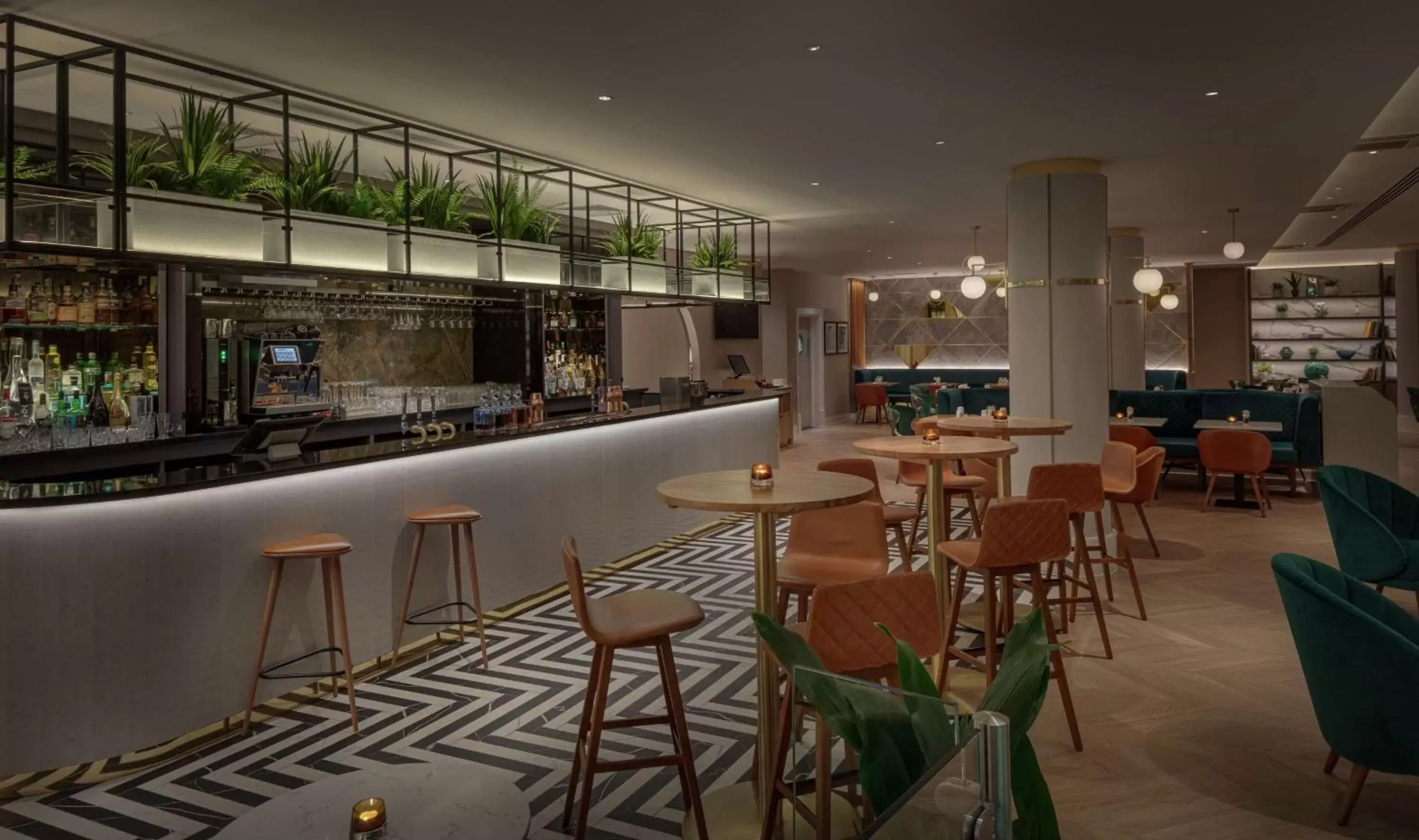 Lounge or bar, Lounge/Bar in Hilton London Angel Islington