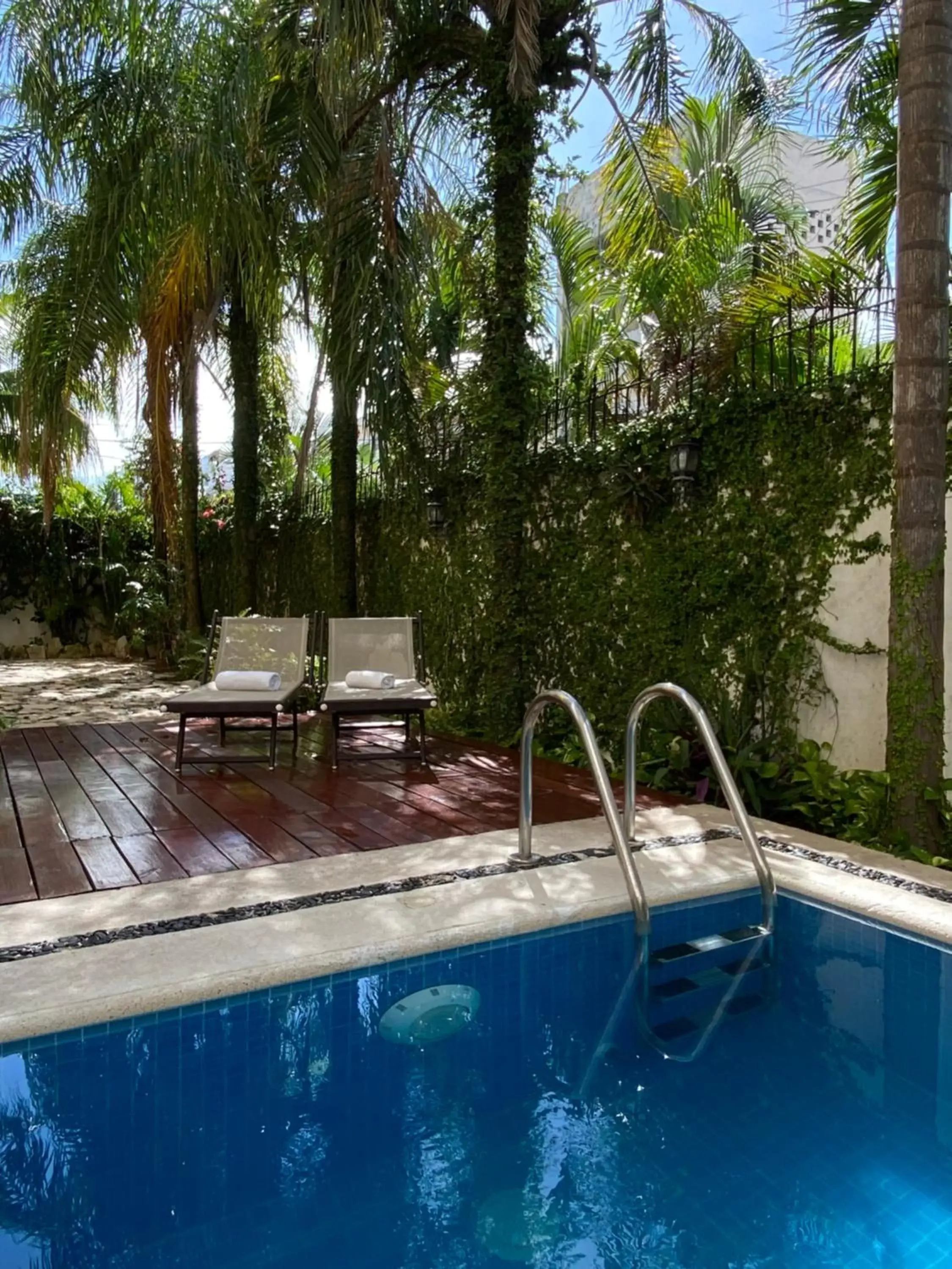 Swimming Pool in Hotel Las Golondrinas