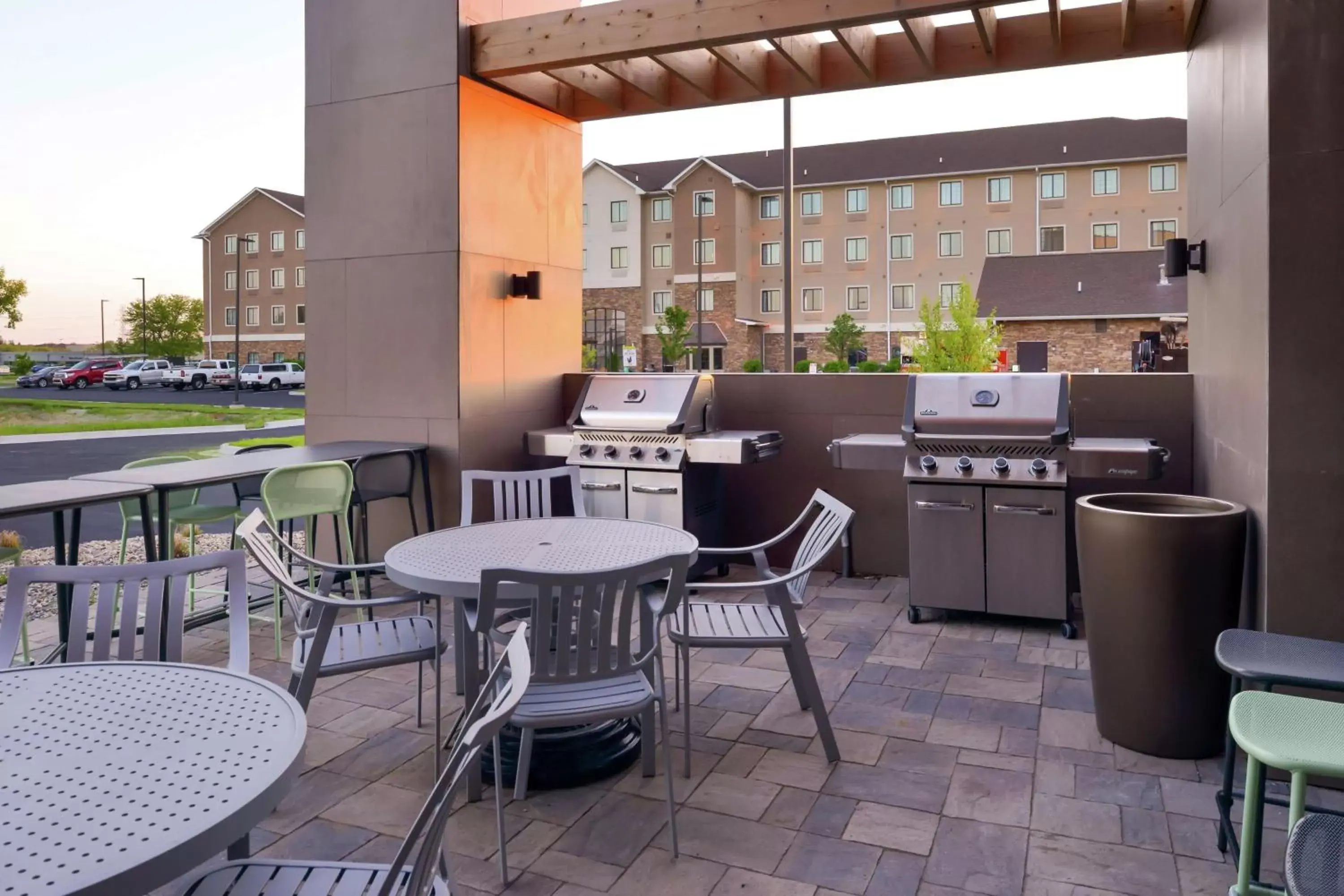 Patio, Restaurant/Places to Eat in Home2 Suites By Hilton Merrillville