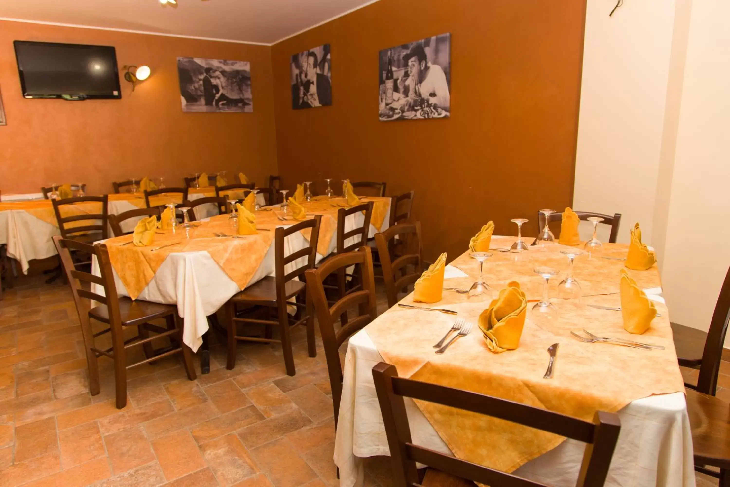 Banquet/Function facilities, Restaurant/Places to Eat in Appartamenti Anzà