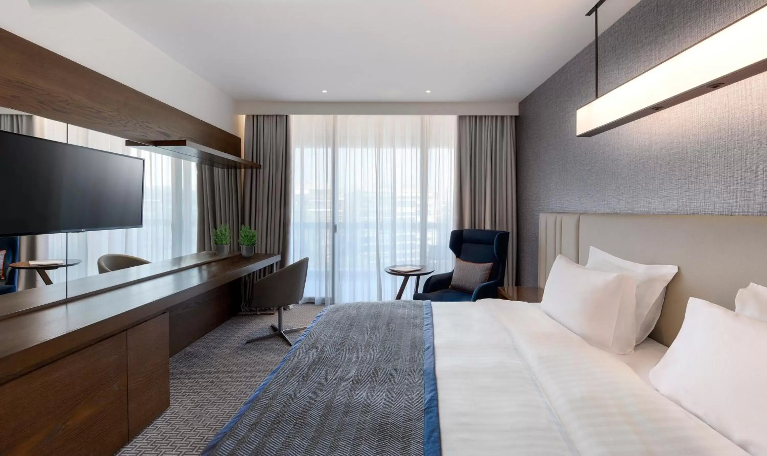 Bedroom, Bed in Makedonia Palace