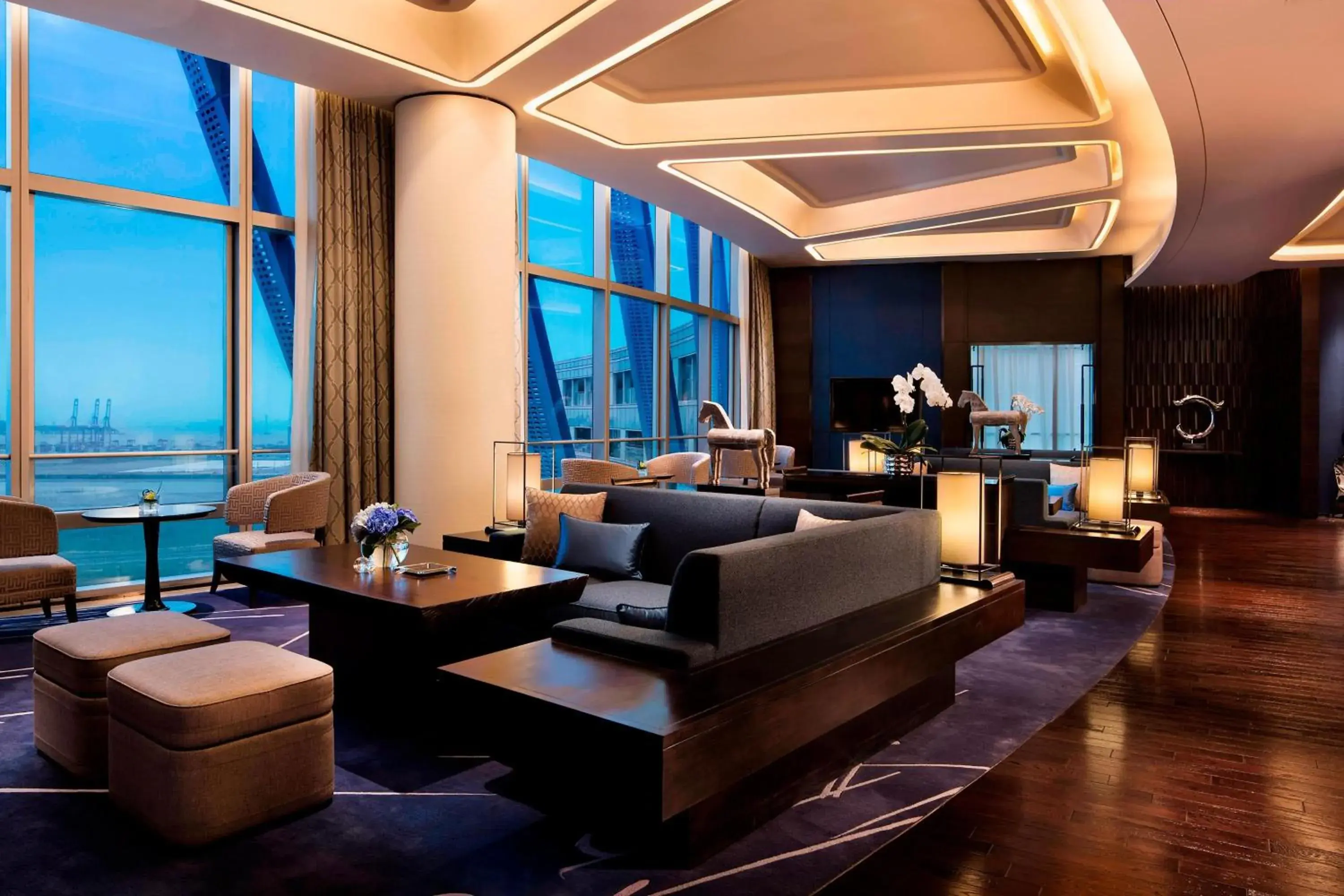 Lounge or bar, Seating Area in JW Marriott Hotel Shenzhen Bao'an International Airport