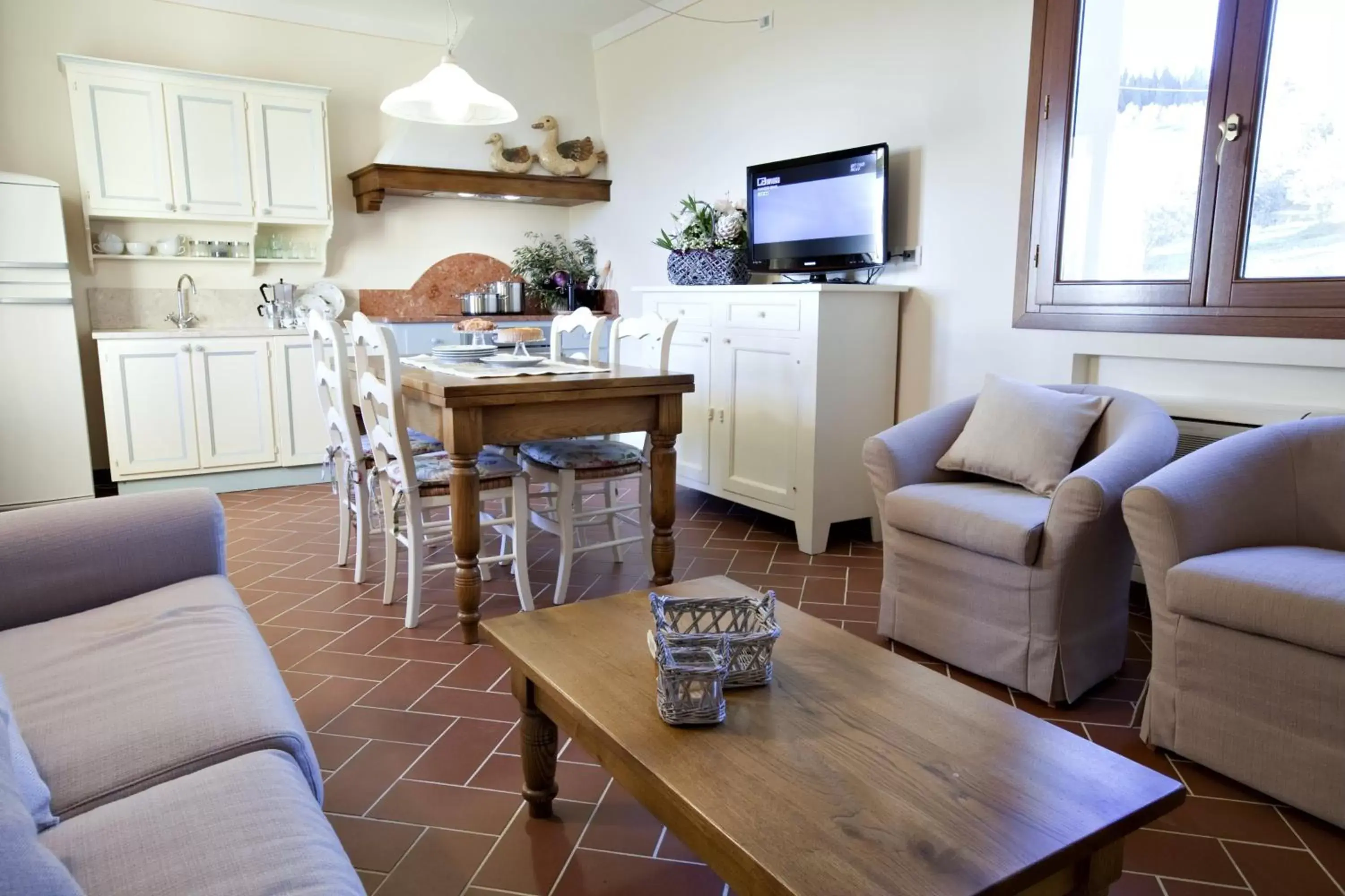 TV and multimedia, Dining Area in Tenuta Quadrifoglio