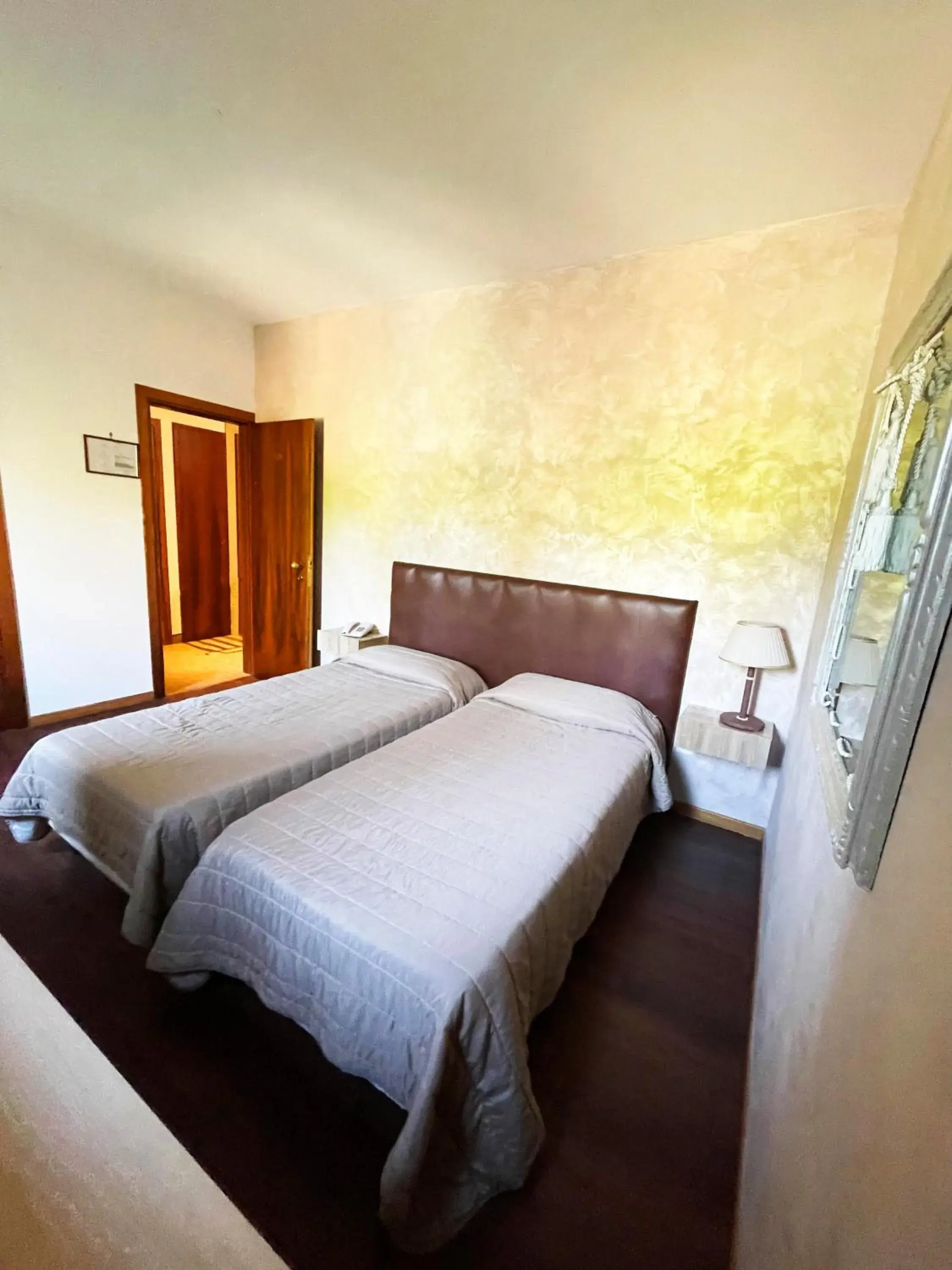 Bed in Hotel Villa Braida