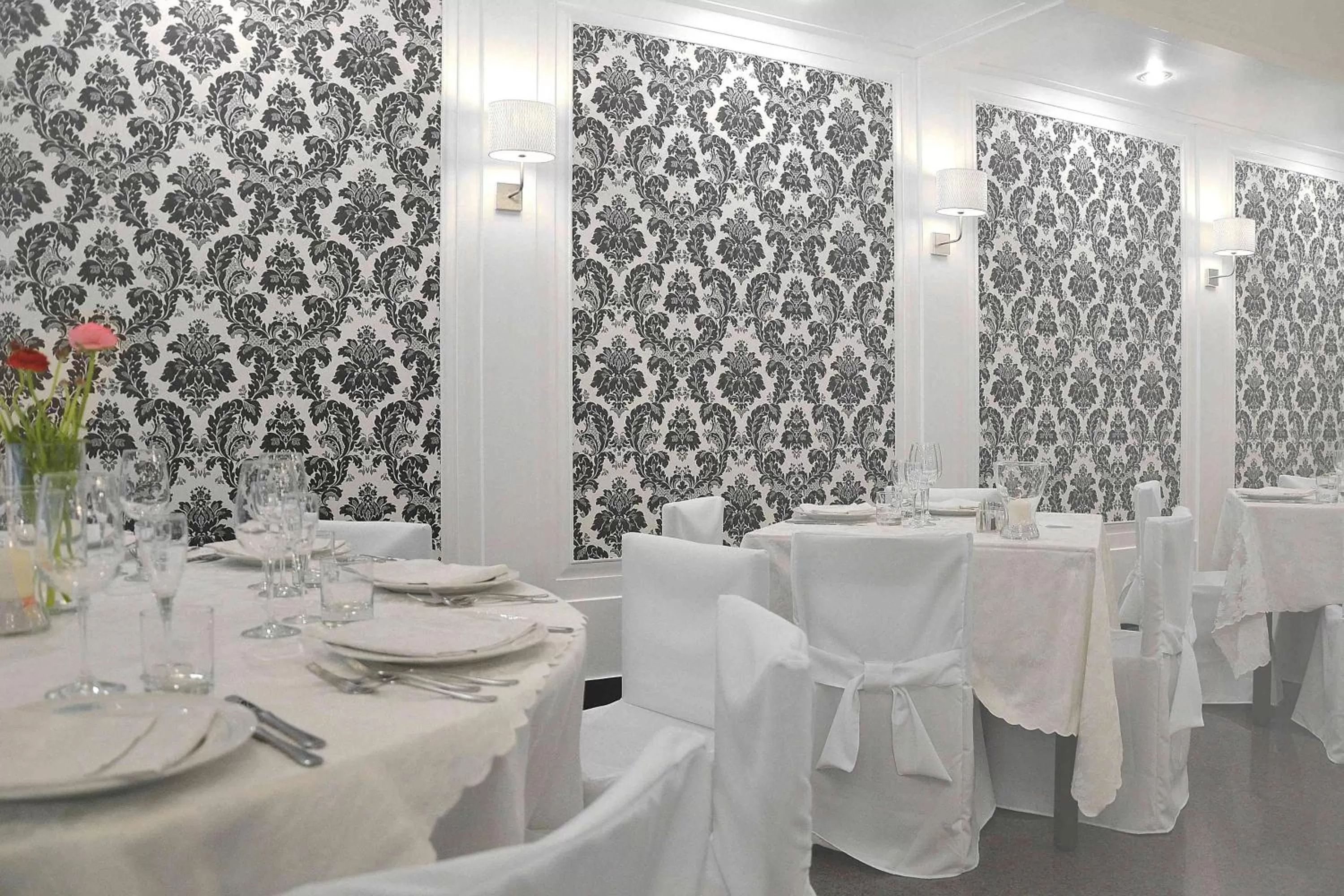 Restaurant/places to eat in Hotel Bracco