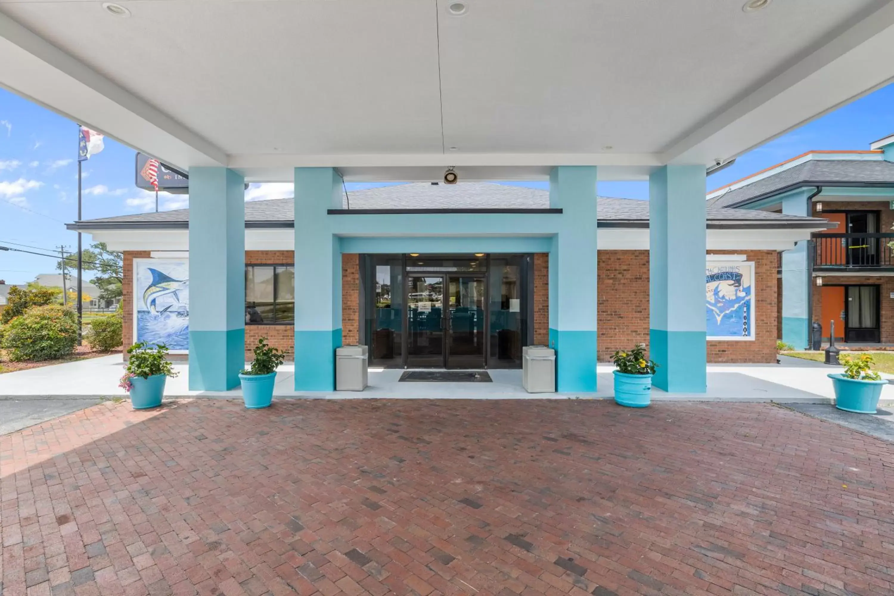 Facade/entrance in Garnet Inn & Suites, Morehead City near Atlantic Beach