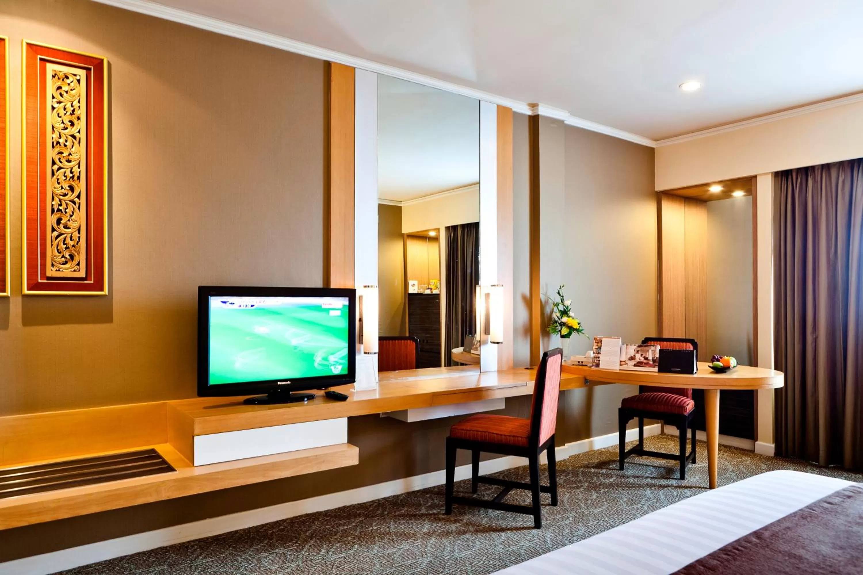 Seating area in Royal Princess Larn Luang - SHA Extra Plus