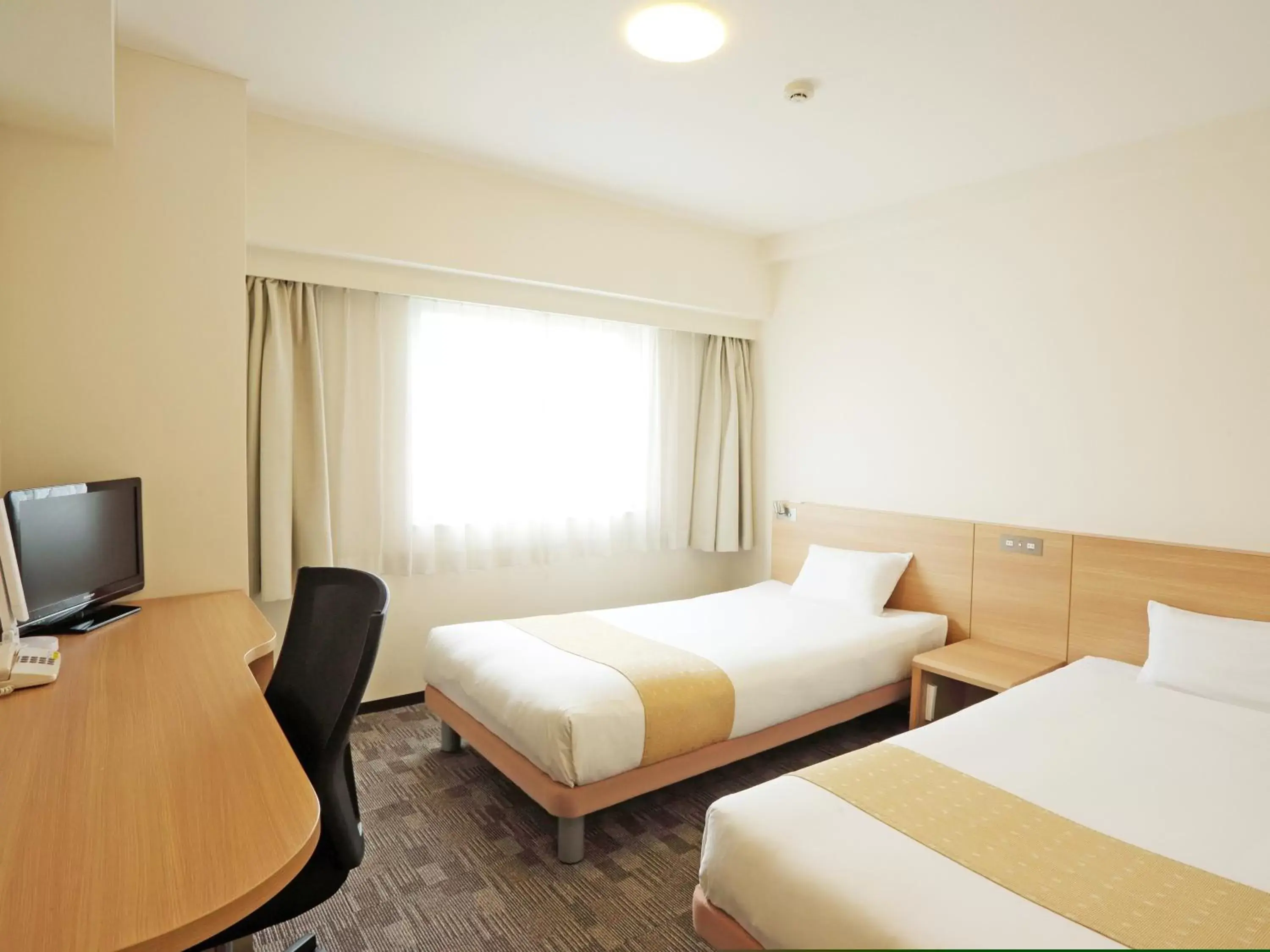 Twin Room - single occupancy - Smoking in Smile Hotel Kumagaya