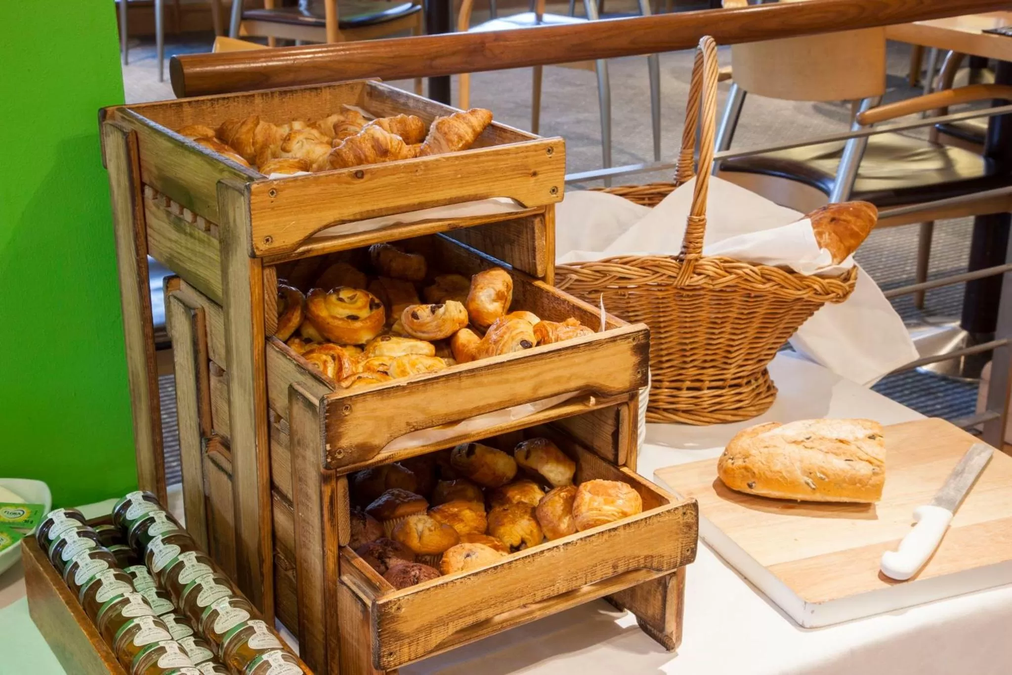 Restaurant/places to eat in Holiday Inn Rochester-Chatham by IHG