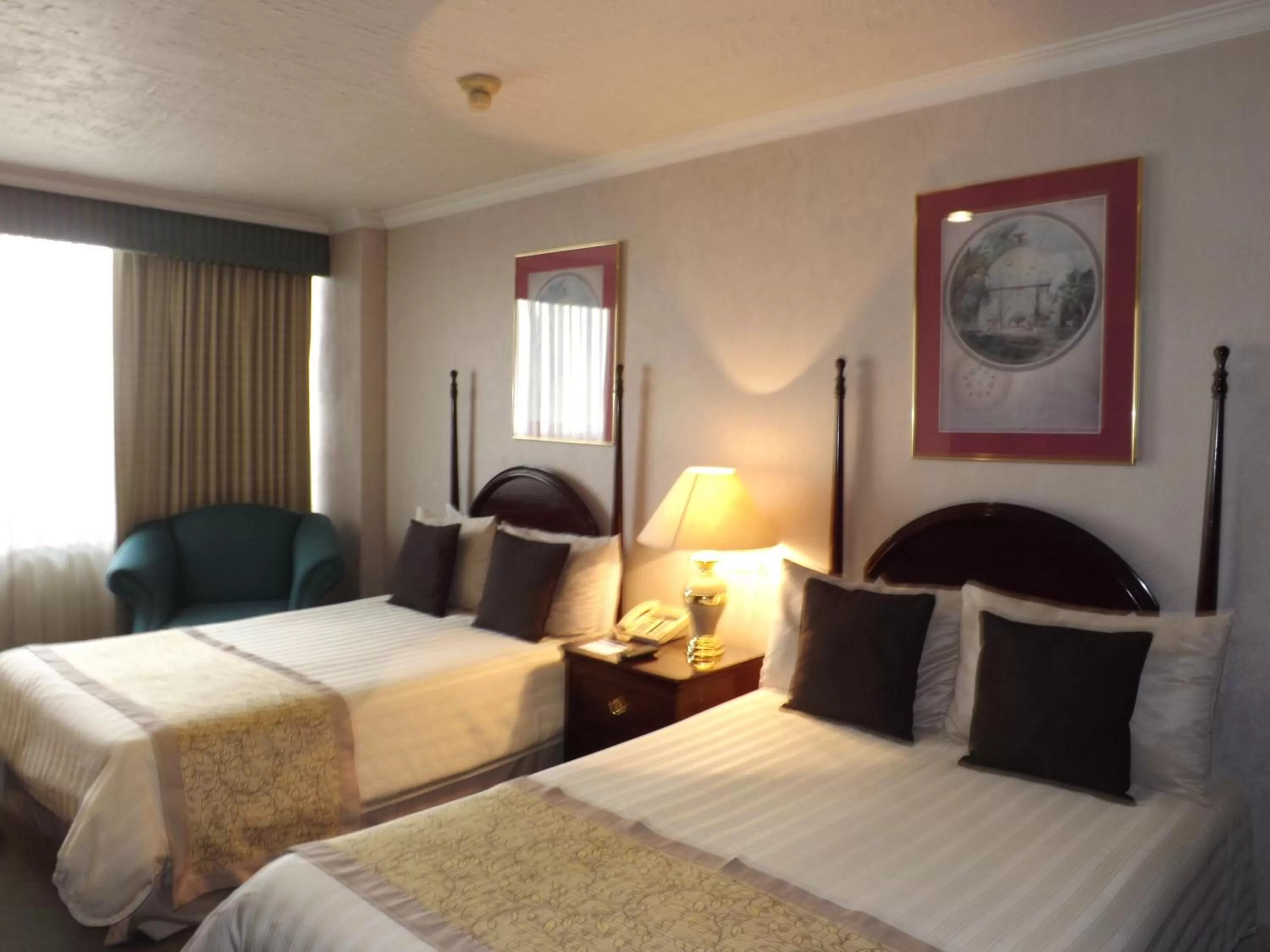 Bed in Pedregal Palace