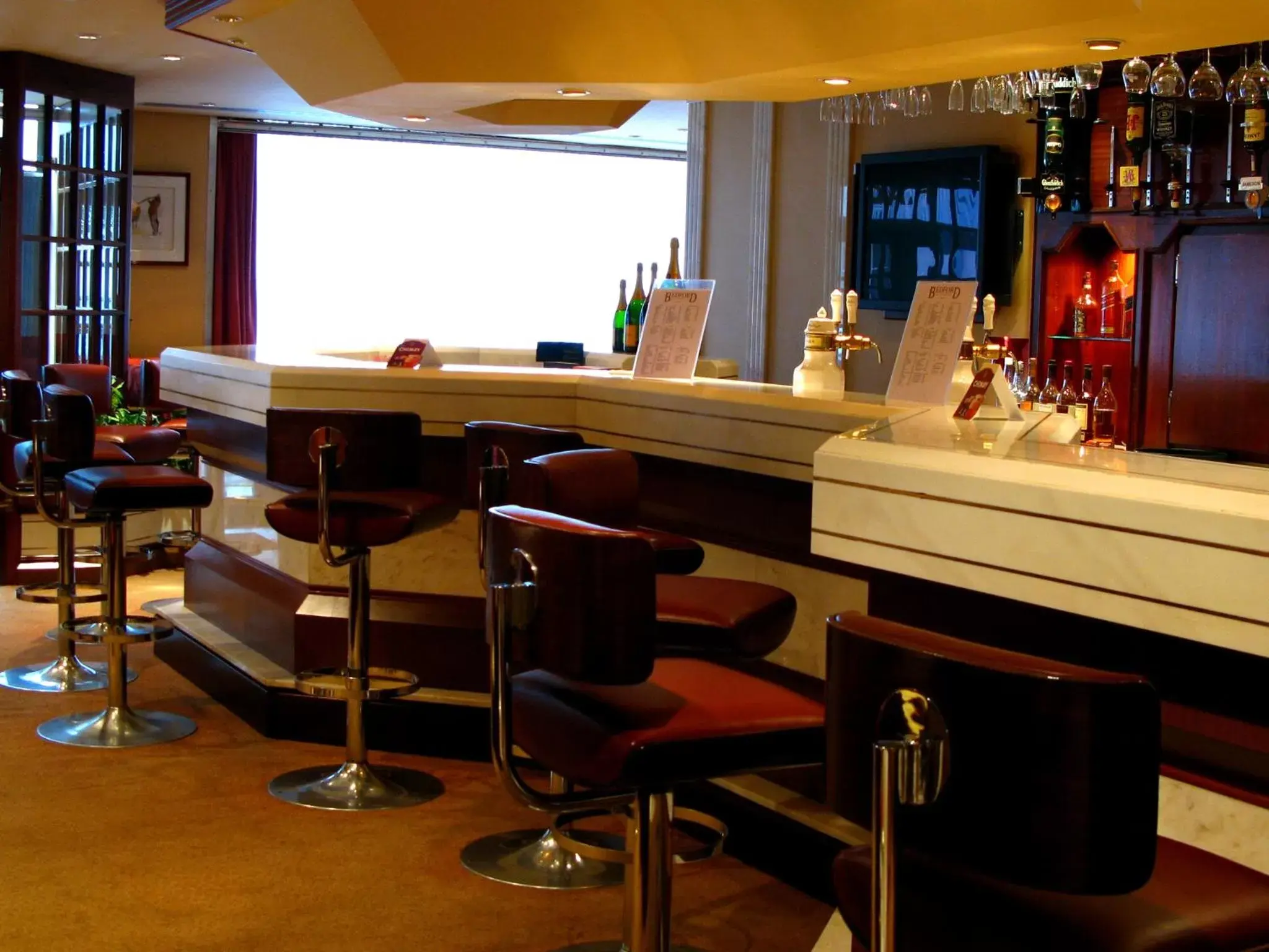 Lounge or bar, Lounge/Bar in Bedford Hotel & Congress Centre