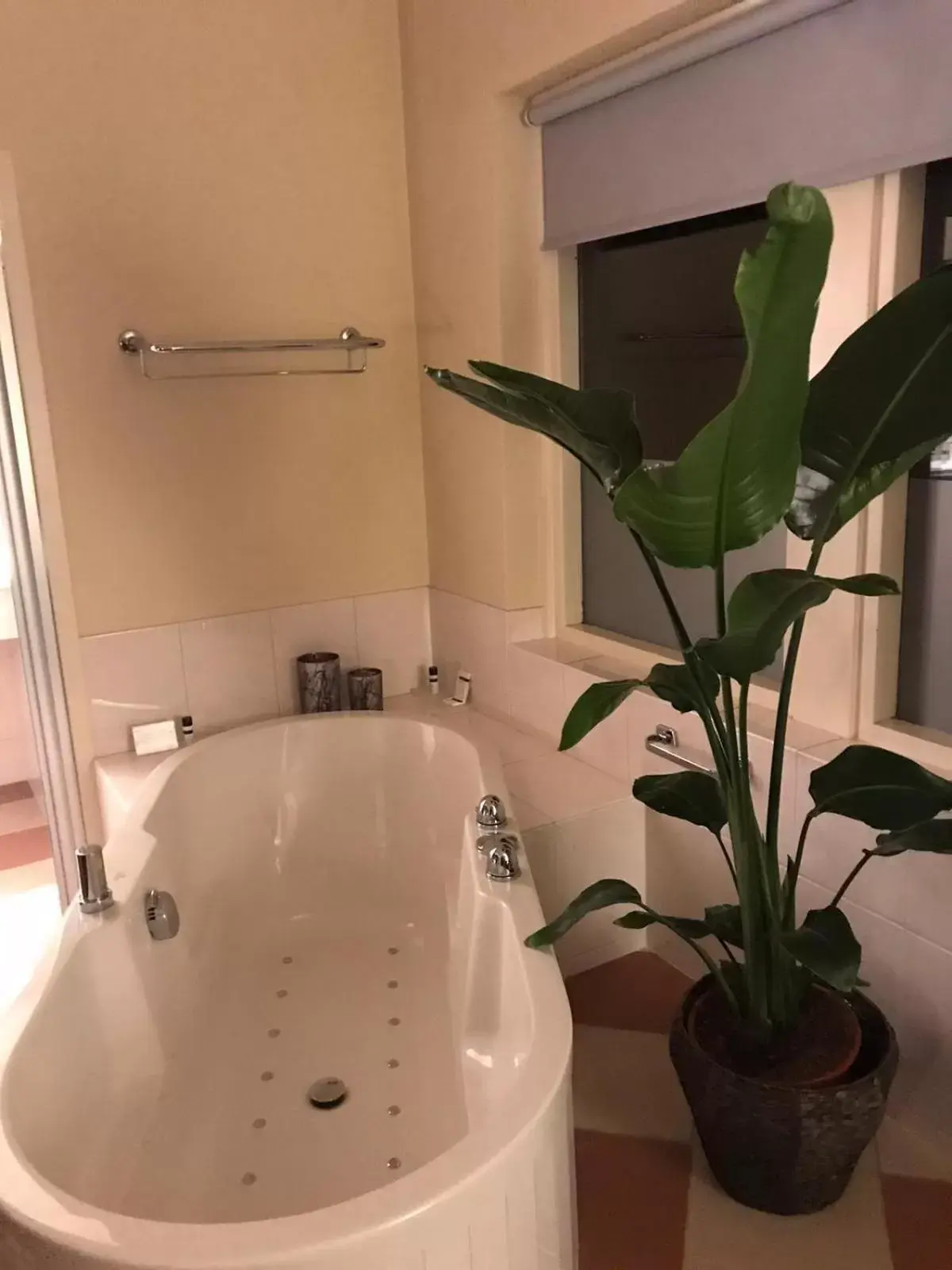 Bath, Bathroom in Veluwe Hotel Stakenberg