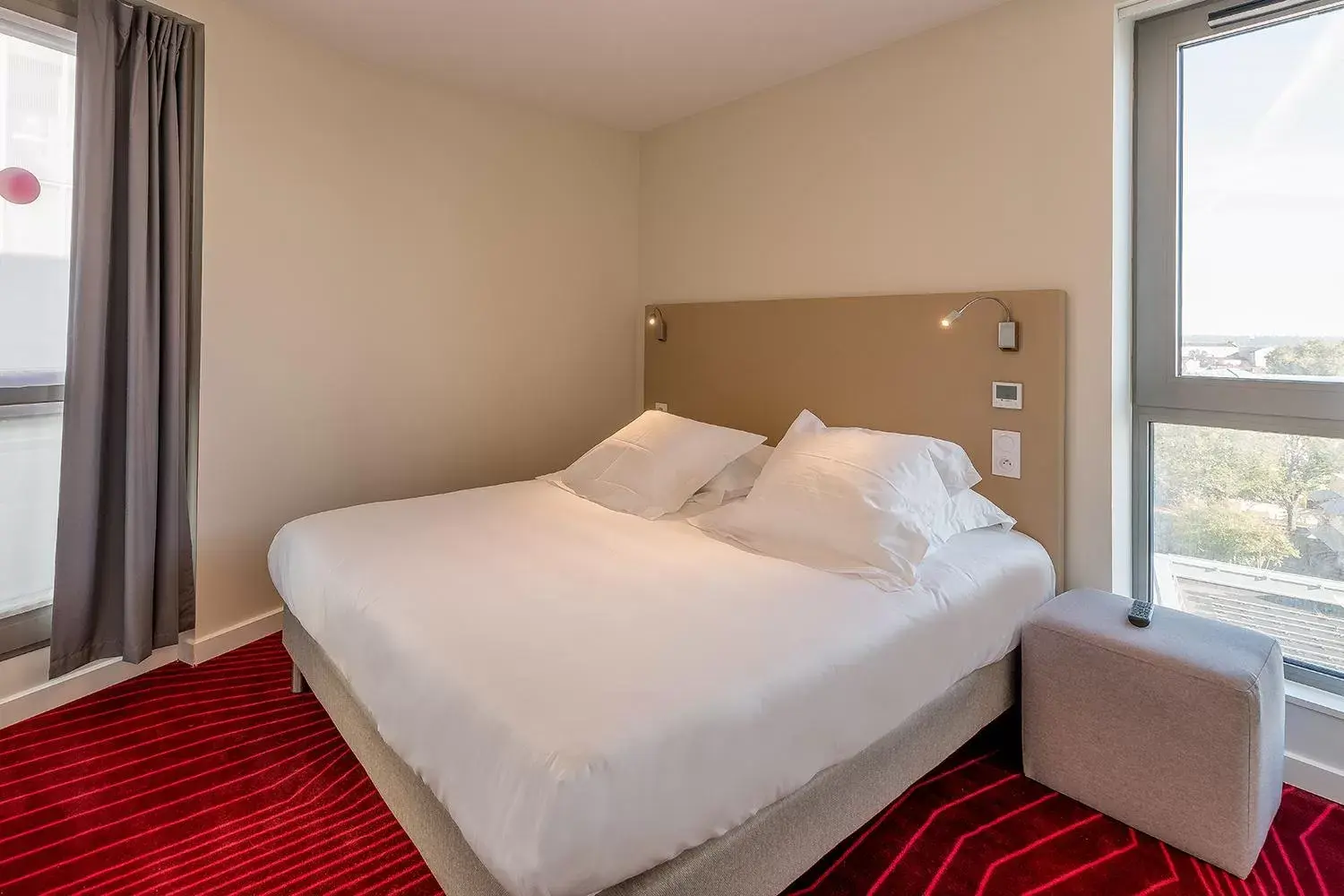 Bedroom, Bed in All Suites Bordeaux Marne – Gare Saint-Jean