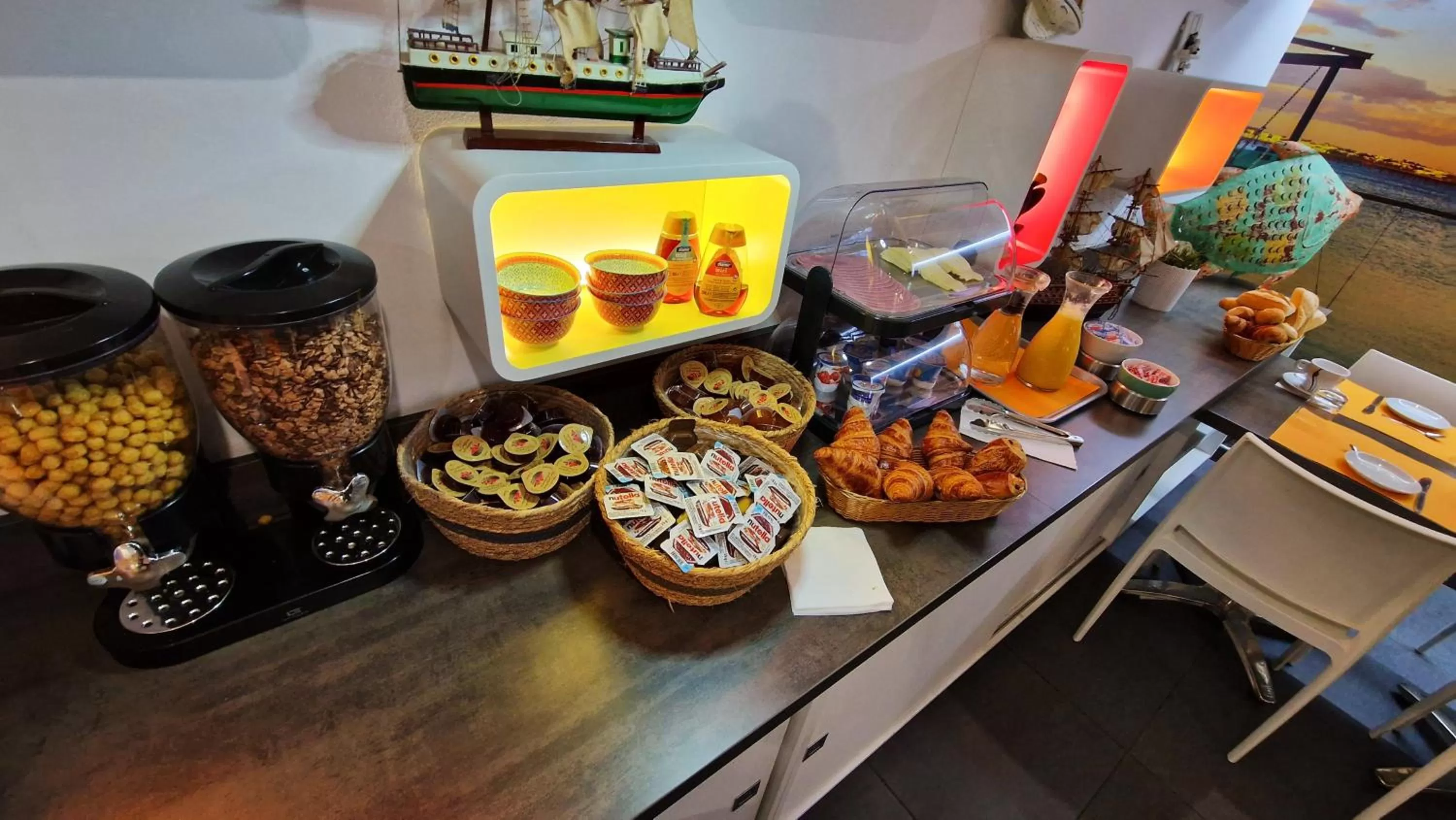 Decorative detail in Hôtel Au Valéry