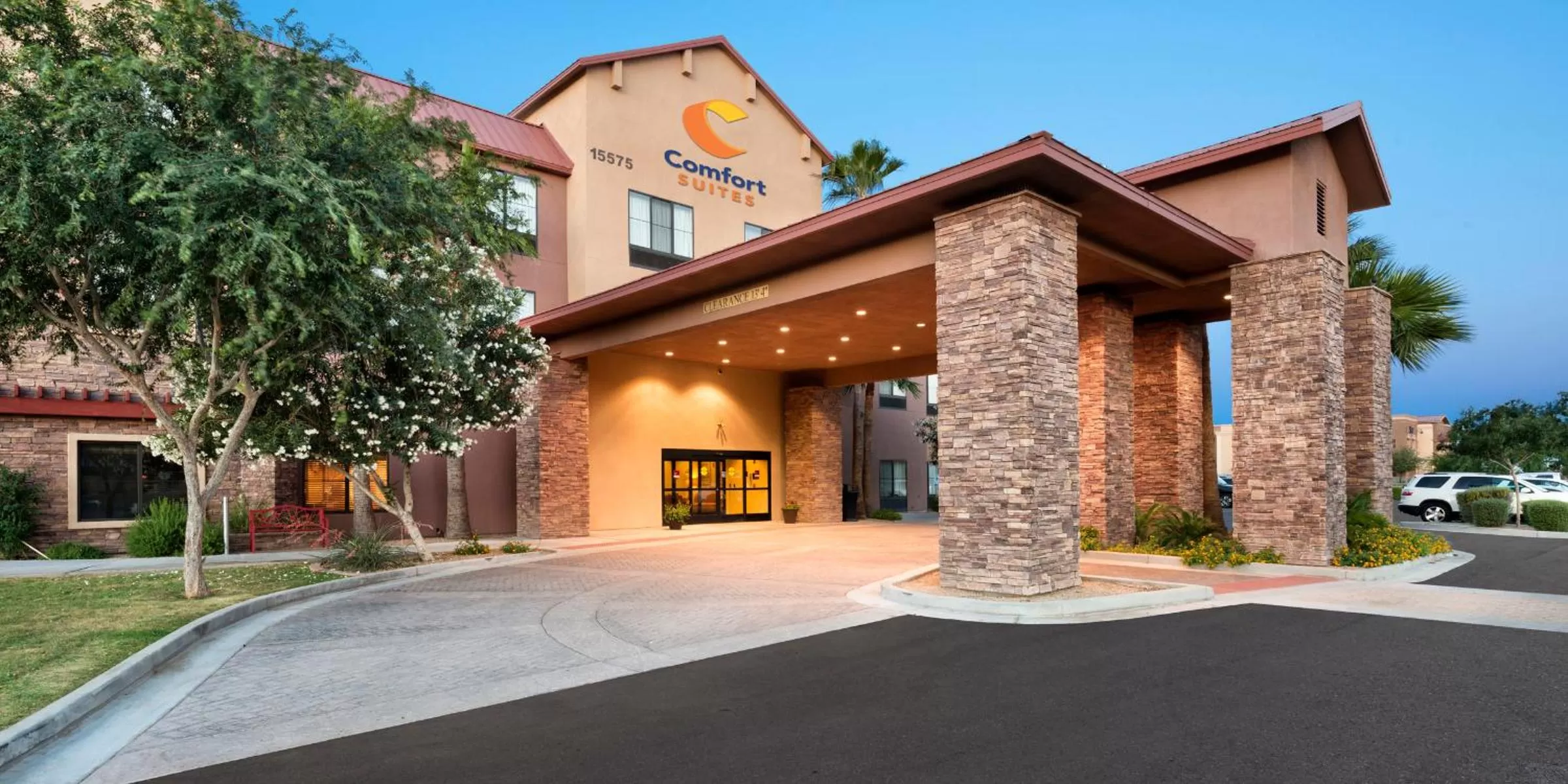 Property building in Comfort Suites Goodyear-West Phoenix