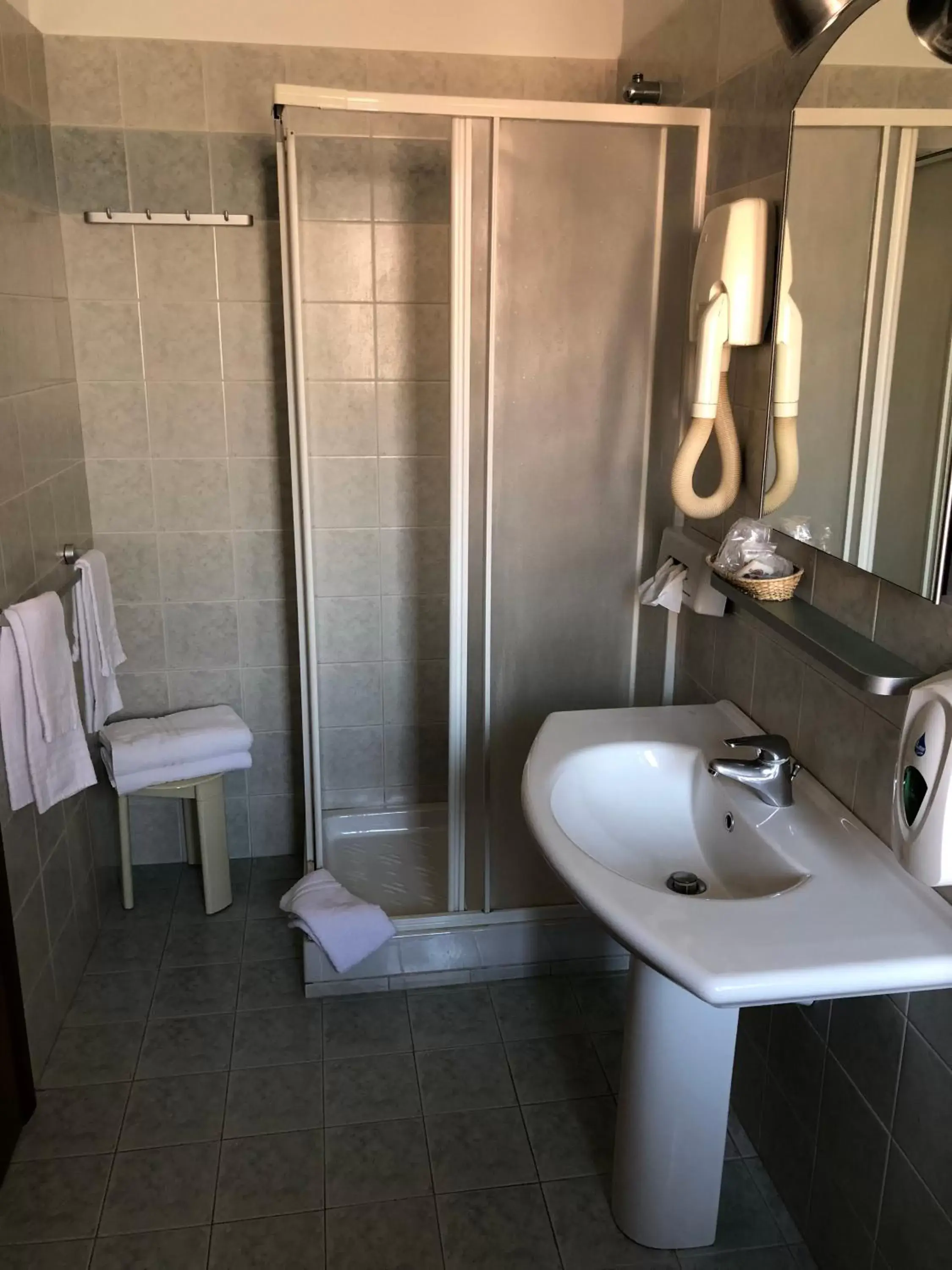 Bathroom in Hotel Frejus