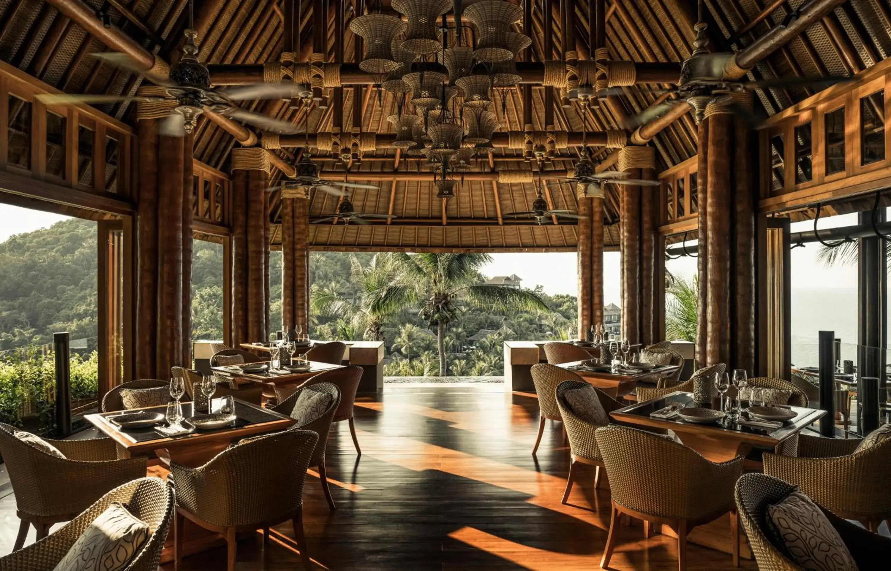 Restaurant/Places to Eat in Four Seasons Resort Koh Samui