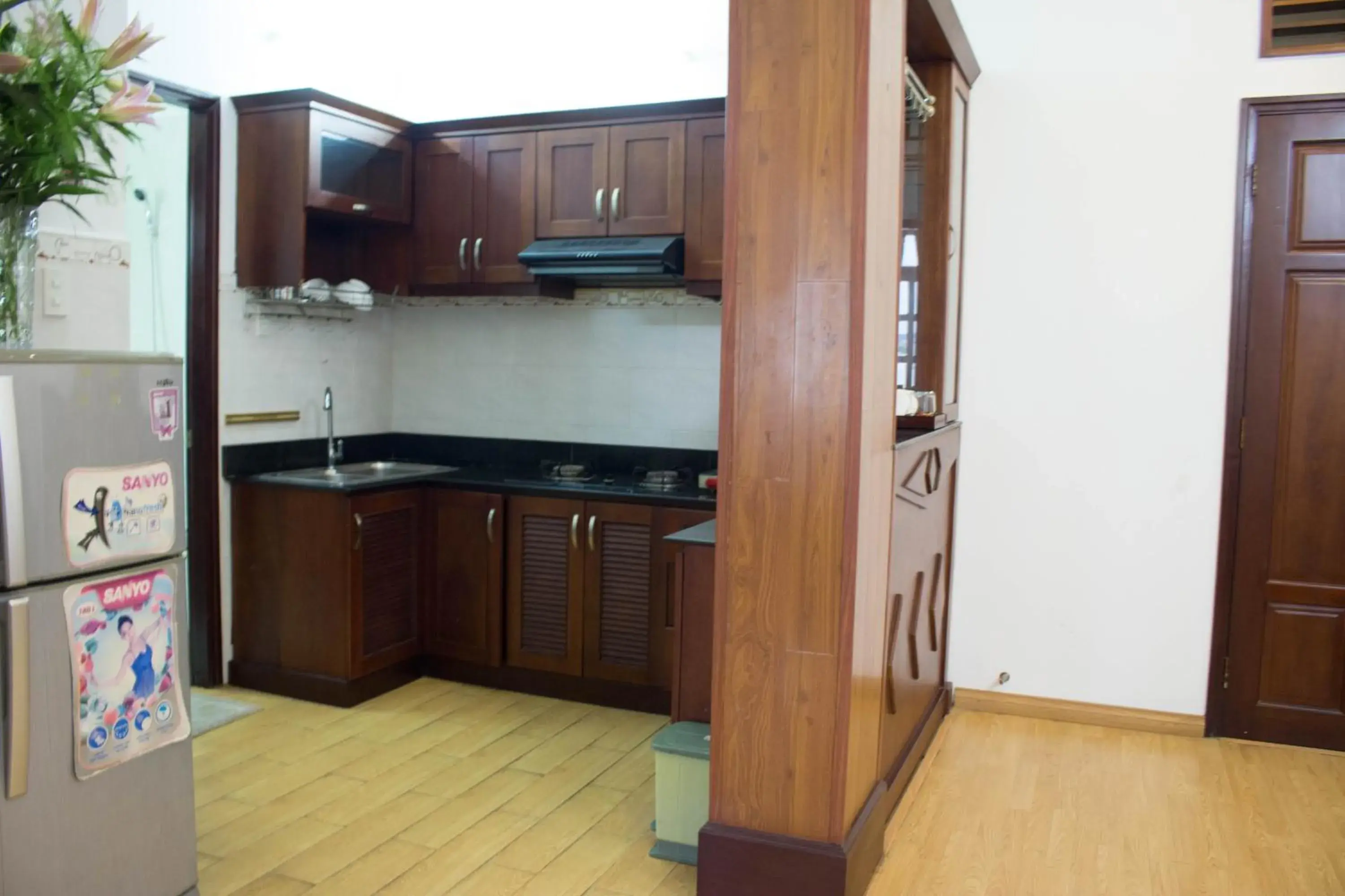 Kitchen or kitchenette, Kitchen/Kitchenette in Hoa Phat Hotel & Apartment