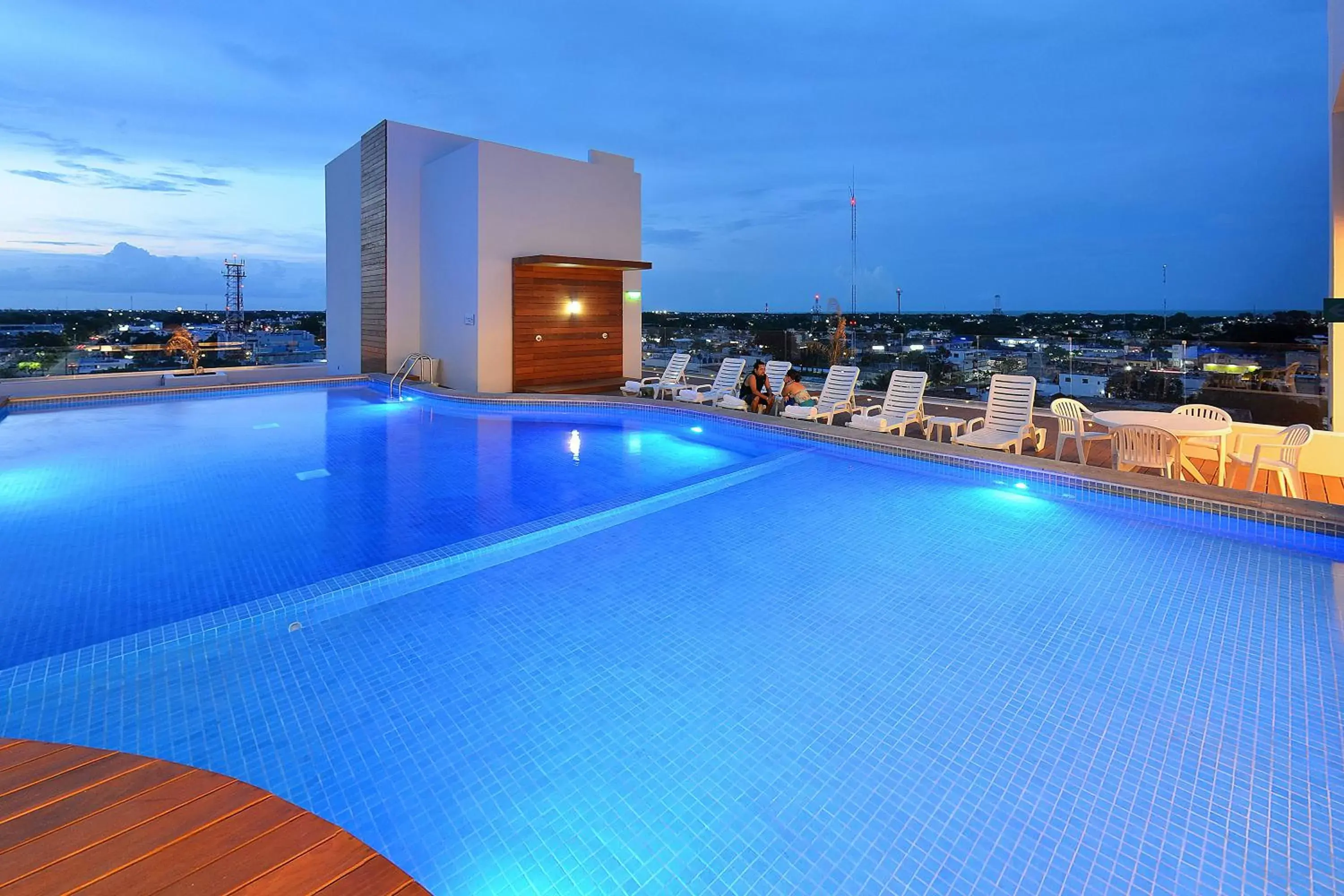 Swimming Pool in Fiesta Inn Chetumal