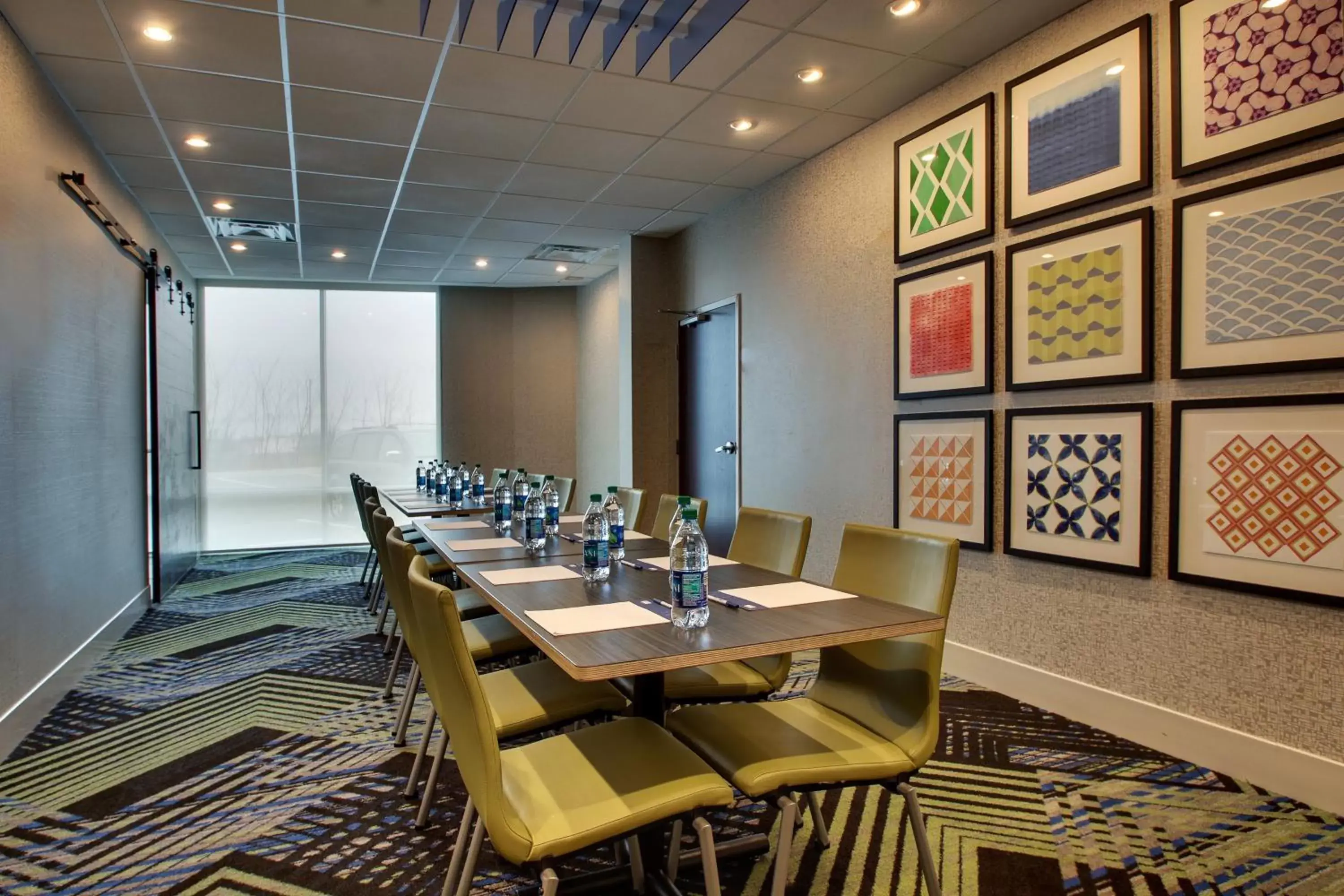 Meeting/conference room in Holiday Inn Express & Suites Mt Sterling North, an IHG Hotel