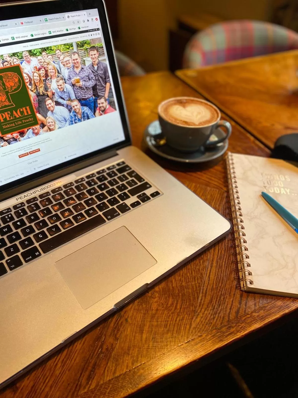 Coffee/tea facilities in Embankment Hotel